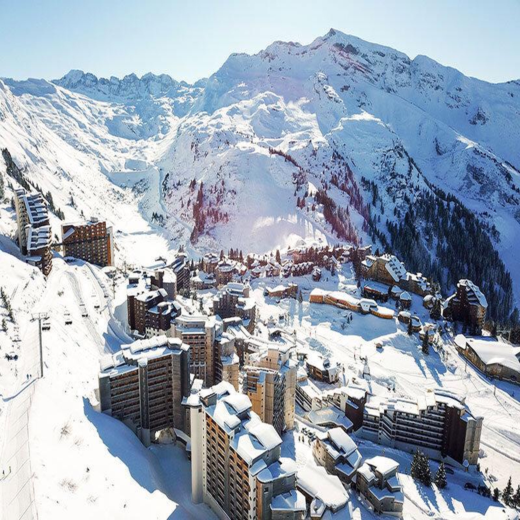 Voir la diapositive 5 : Smartbox Vol en montgolfière au-dessus de Chamonix - Coffret Cadeau Sport & Aventure
