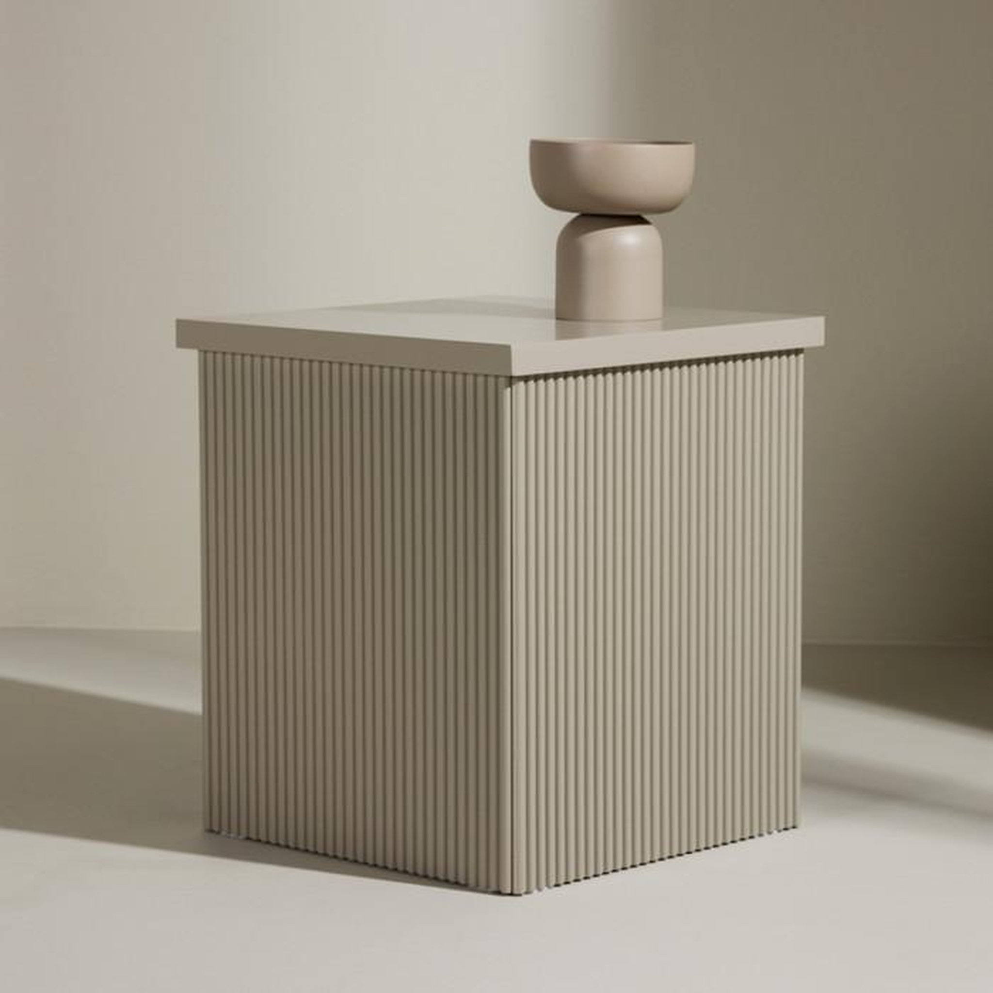 Voir la diapositive 5 : Paris Prix Table d'Appoint Design  Lenox  45cm Beige