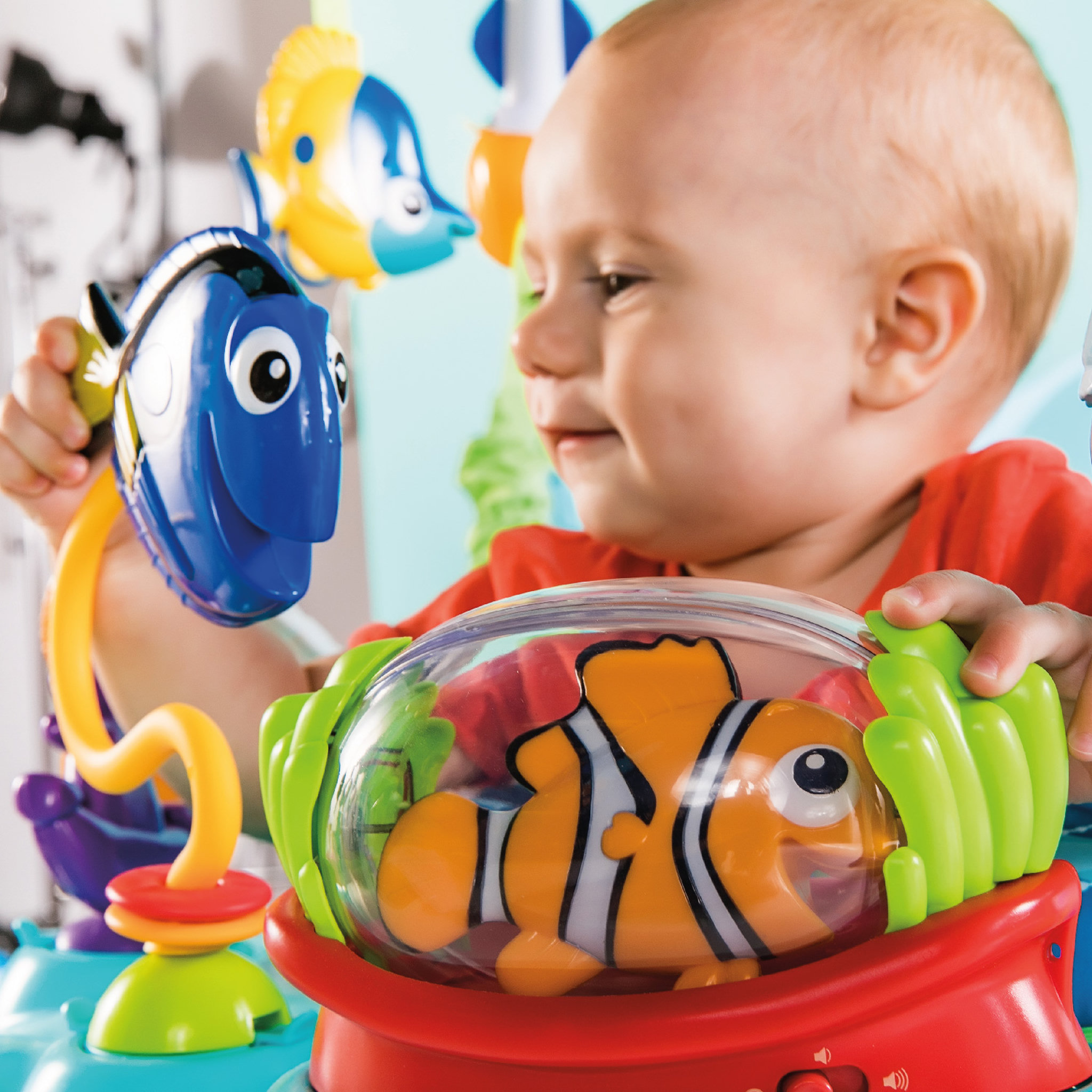 Voir la diapositive 8 : DISNEY Aire de jeux à rebond multiactivités Nemo 