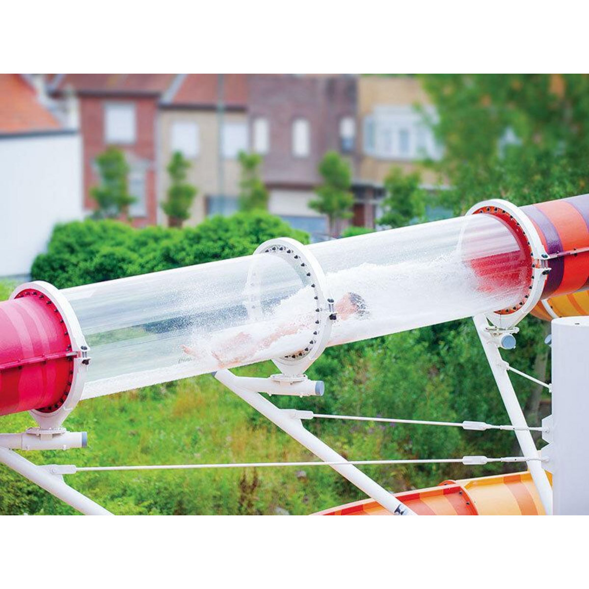 Smartbox Excursion d'1 journée à Plopsaqua De Panne avec ticket de parking pour 4 personnes - Coffret Cadeau Multi-thèmes