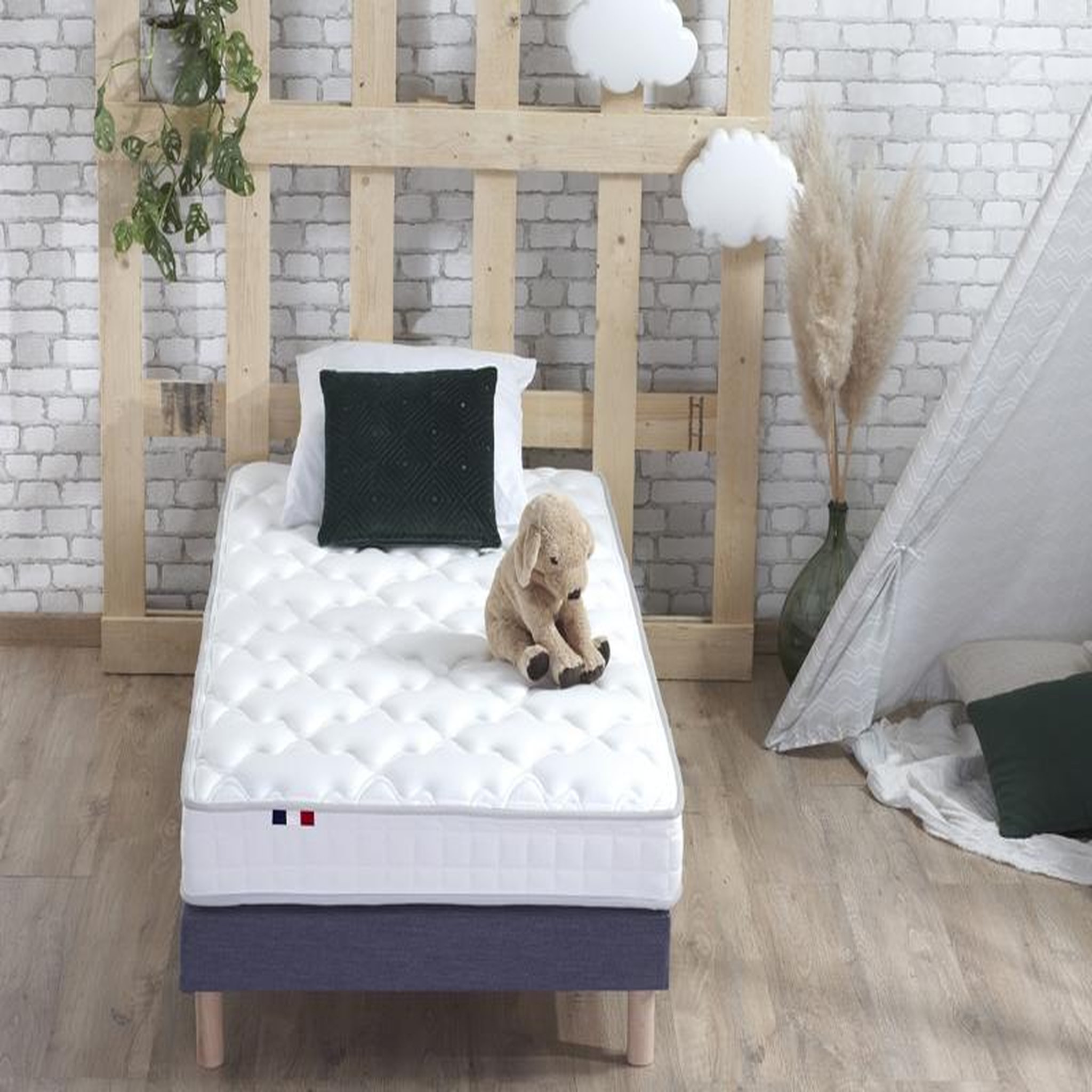 Voir la diapositive 5 : Matelas mousse 90x190 cm MODERATO