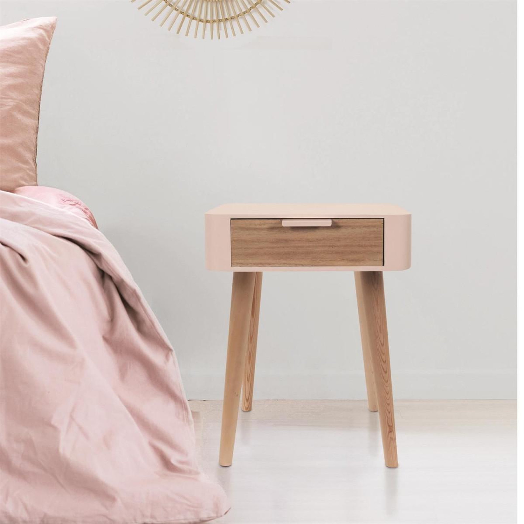 Voir la diapositive 4 : The Home Deco Factory Table de chevet 1 tiroir  bois  48cm rose