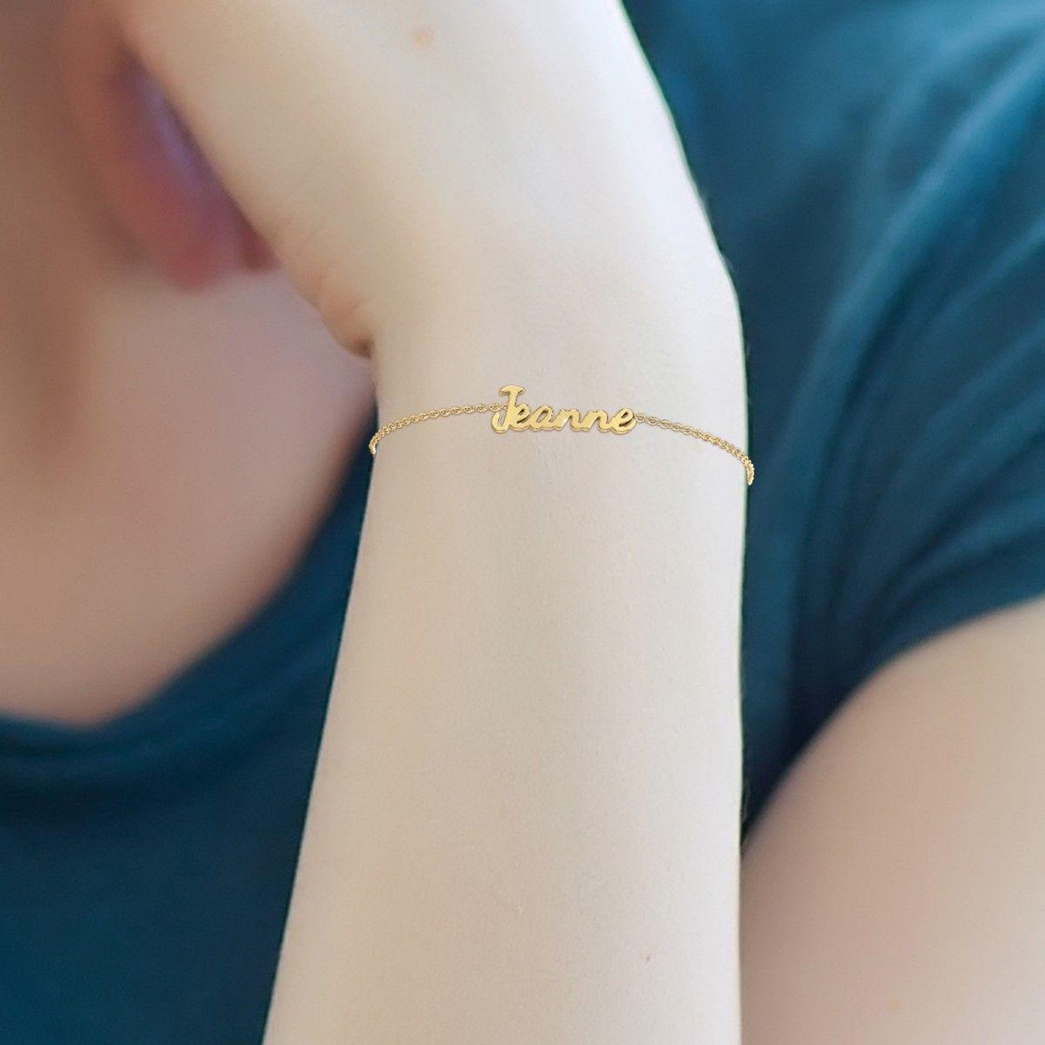 Voir la diapositive 2 : SC CRYSTAL Jeanne - Bracelet prénom