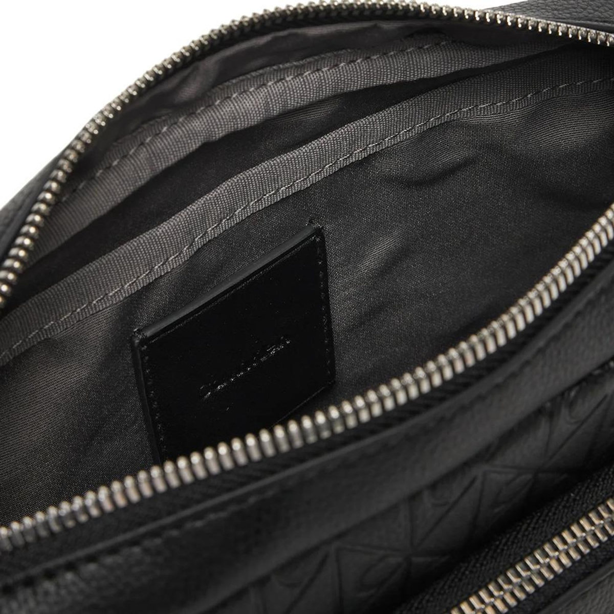 CALVIN KLEIN JEANS Sac à bandoulière  Femme Calvin Klein Jeans LV04D3203G