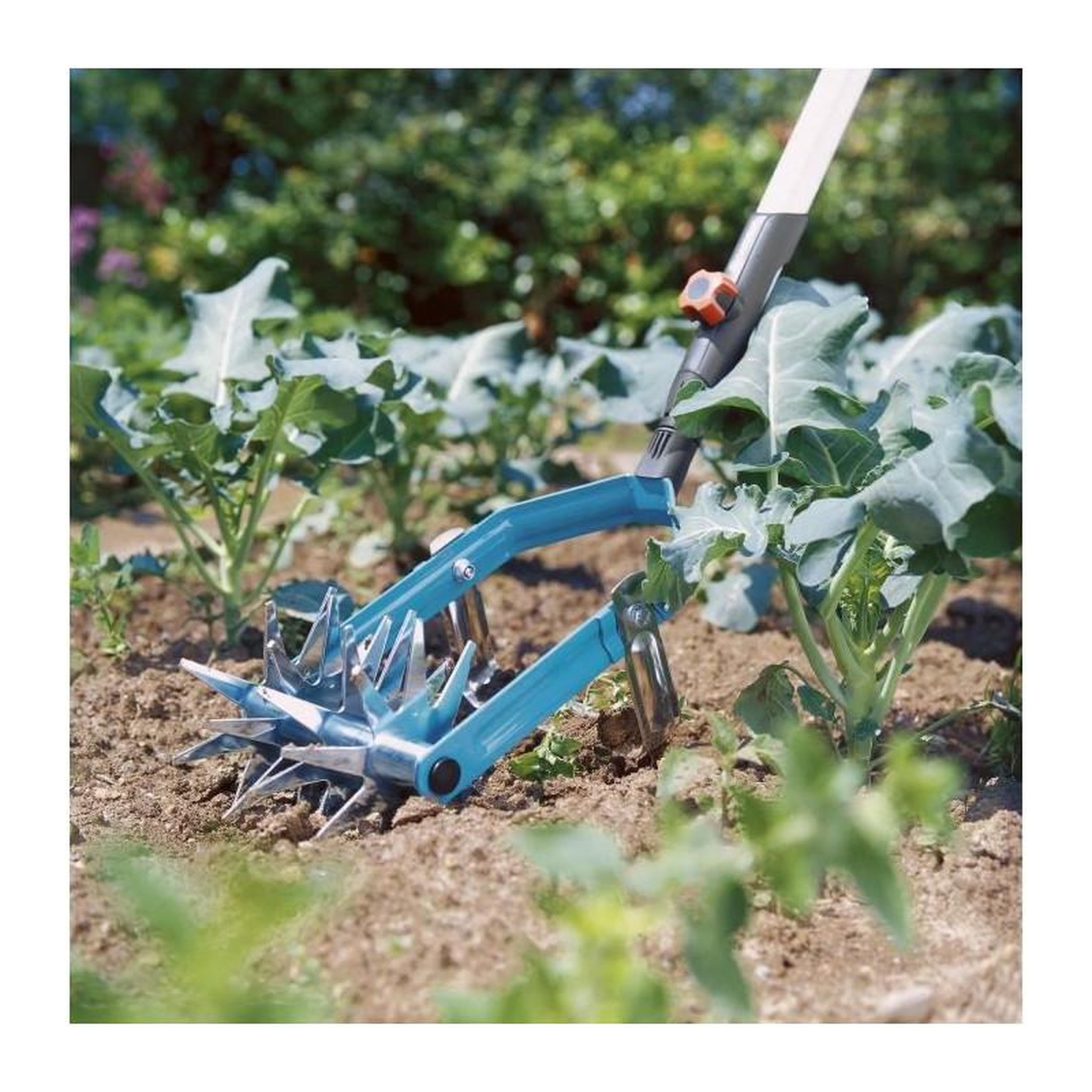 Voir la diapositive 4 : Gardena GARDENA Emietteur-sarcleuse 14cm Combisystem - Acier galvanise haute qualite - Outil ensemencement - Garantie 25 ans 3195-20