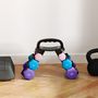 Voir la diapositive 2 : HOMCOM Support noir pour 6 haltères vinyles - 6 haltères incluses total 48 Kg - noir rose bleu violet