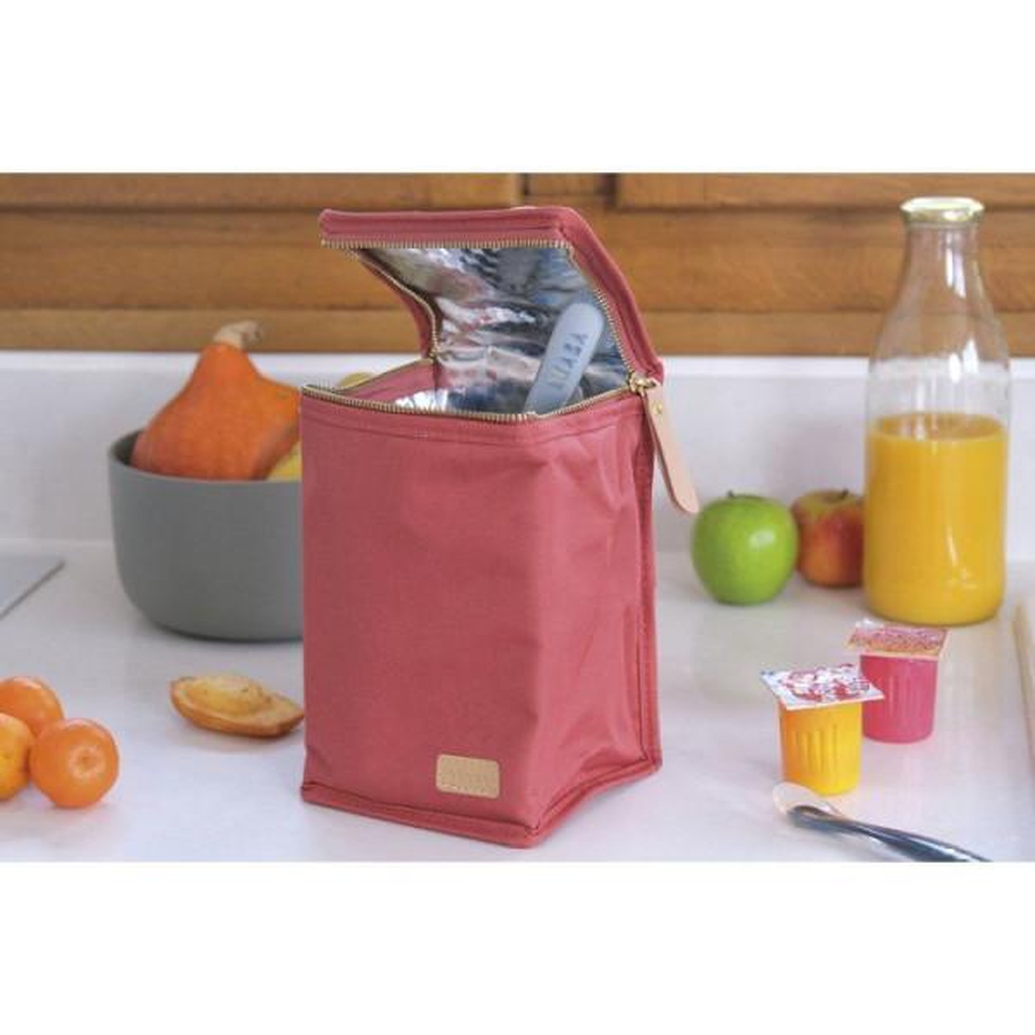 Voir la diapositive 3 : MARKET24 Pochette repas isotherme - béaba - terracotta - grande capacité 2,8l - pliable compacte - tissu imperméable