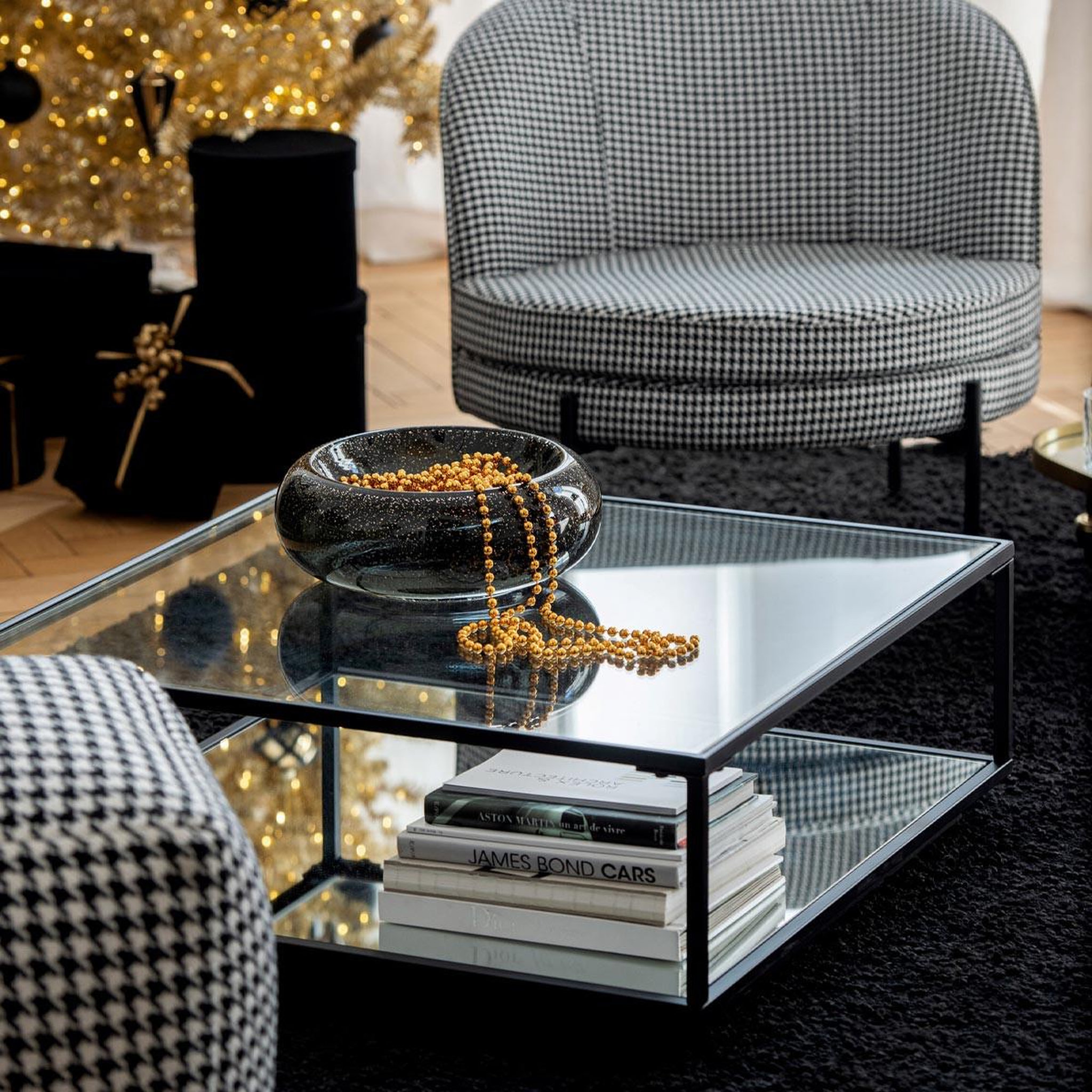 Voir la diapositive 3 : J-LINE Coupelle déco en verre  carol  33cm noir