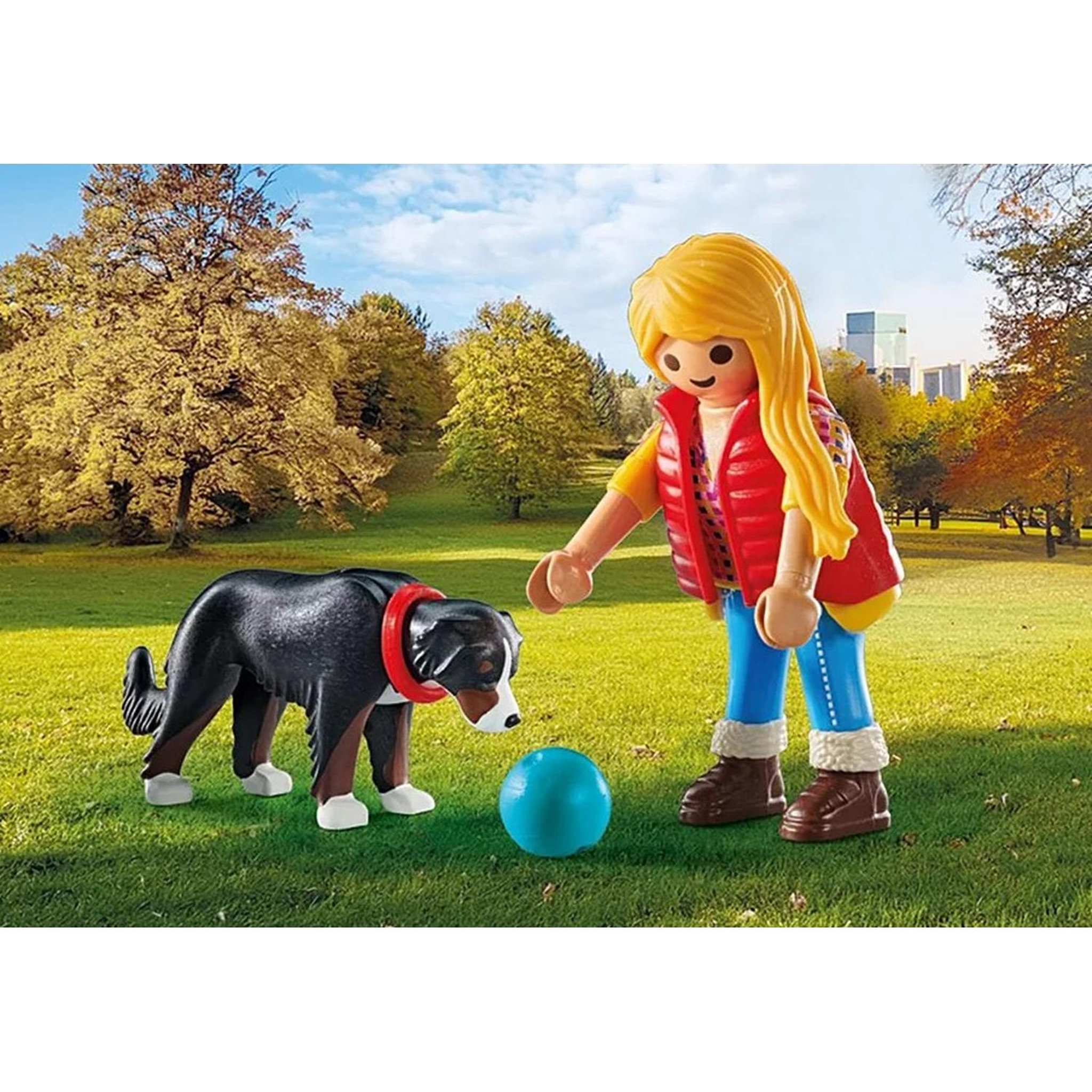 Voir la diapositive 3 : PLAYMOBIL My Life Jeune fille avec chien de montagne