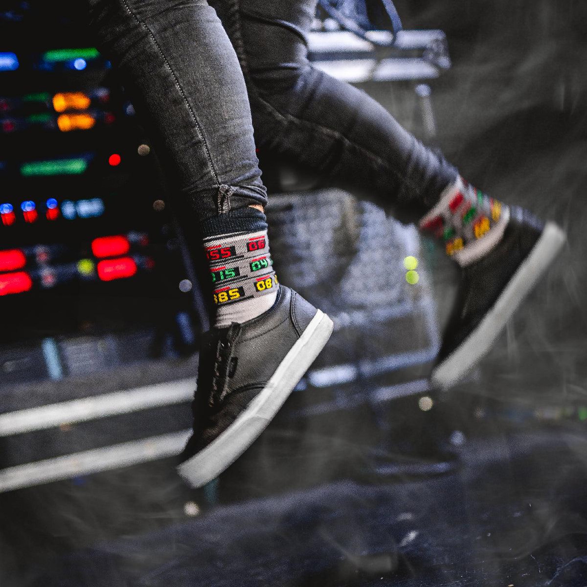 Voir la diapositive 5 : SOCK AFFAIRS Chaussettes la delorean de retour vers le futur