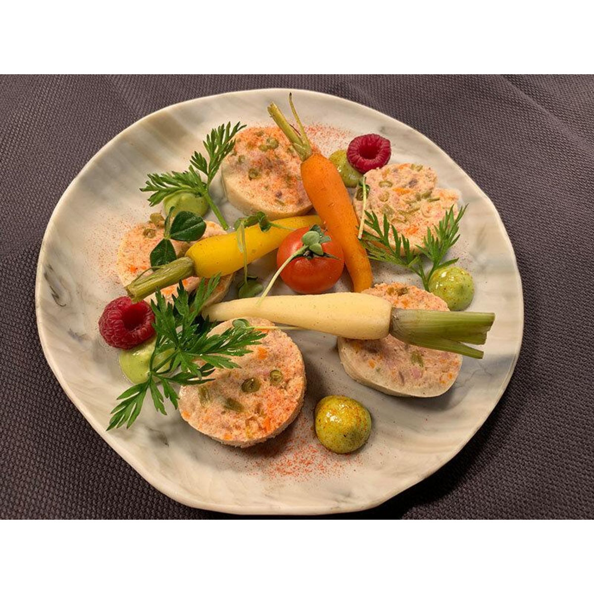 Smartbox Repas en tête-à-tête à la table d'un restaurant gastronomique en France - Coffret Cadeau Gastronomie