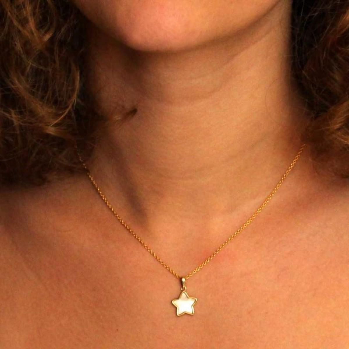 L'ATELIER D'AZUR Collier - Pendentif Etoile Or 18 Carats 750/000 Jaune et Nacre - Chaine Dorée