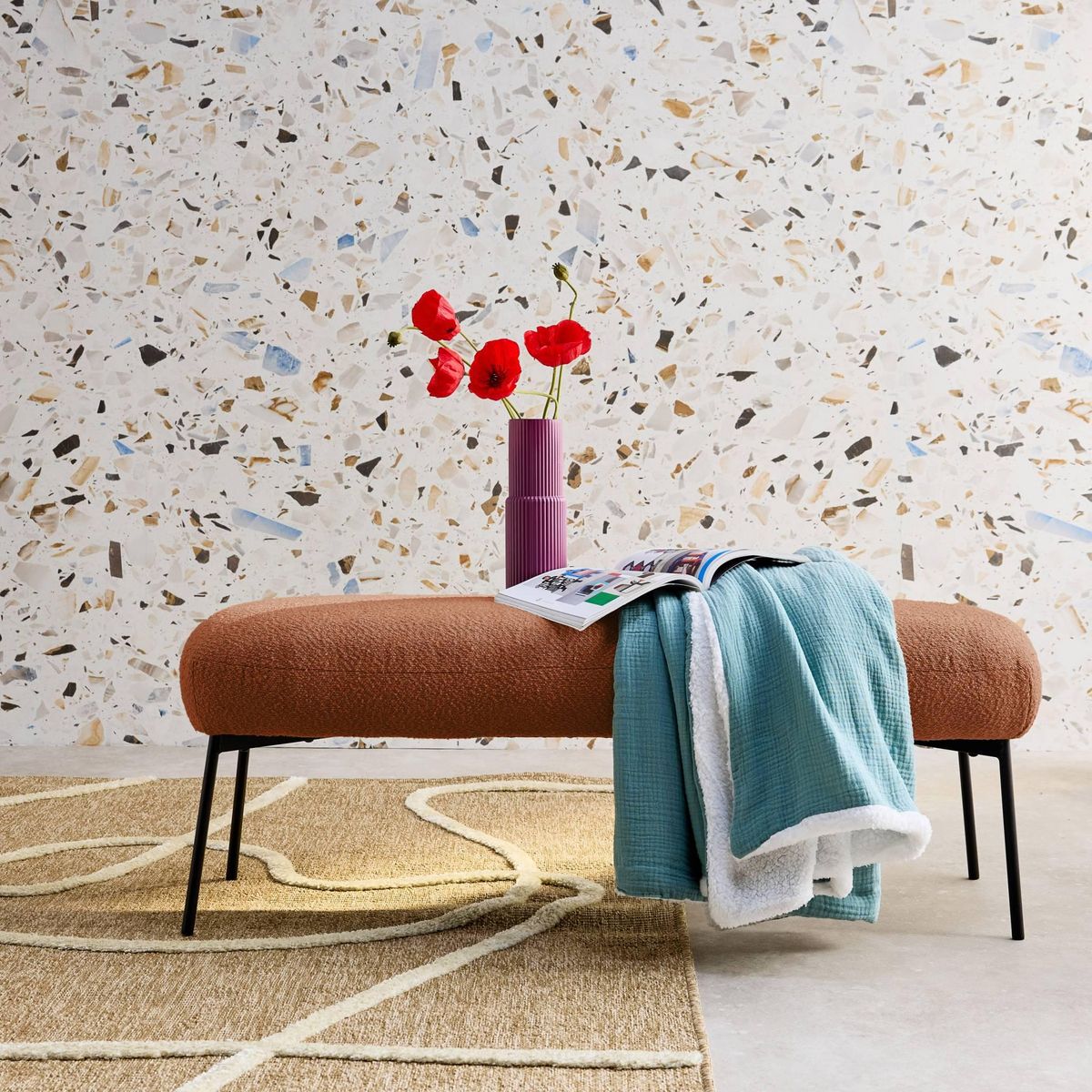 SWEEEK Banc, bout de lit avec revêtement bouclette, pieds en métal noir, L 120 x P 41 x H 42,5 cm