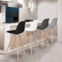 Voir la diapositive 2 : ID MARKET Lot de 4 tabourets de bar SARA mix color gris foncé, gris clair, blanc et noir