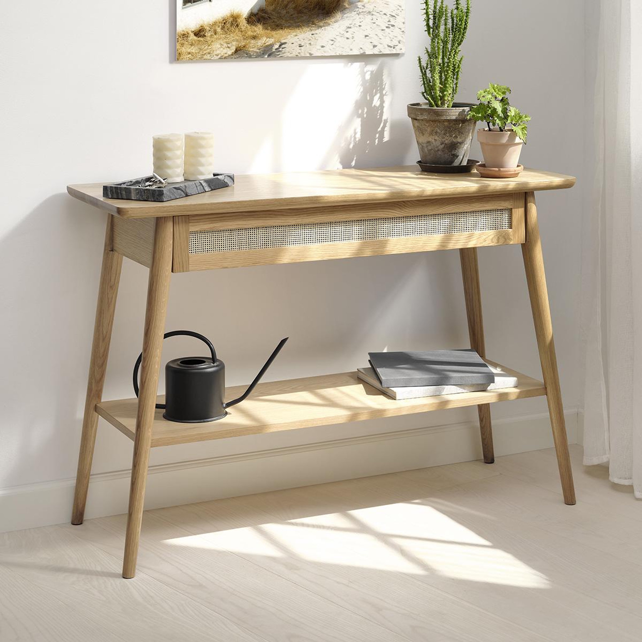 Voir la diapositive 2 : MAISON AUBERTIN Console 2 plateaux 1 tiroir - Bois et rotin - CAPRI - Naturel