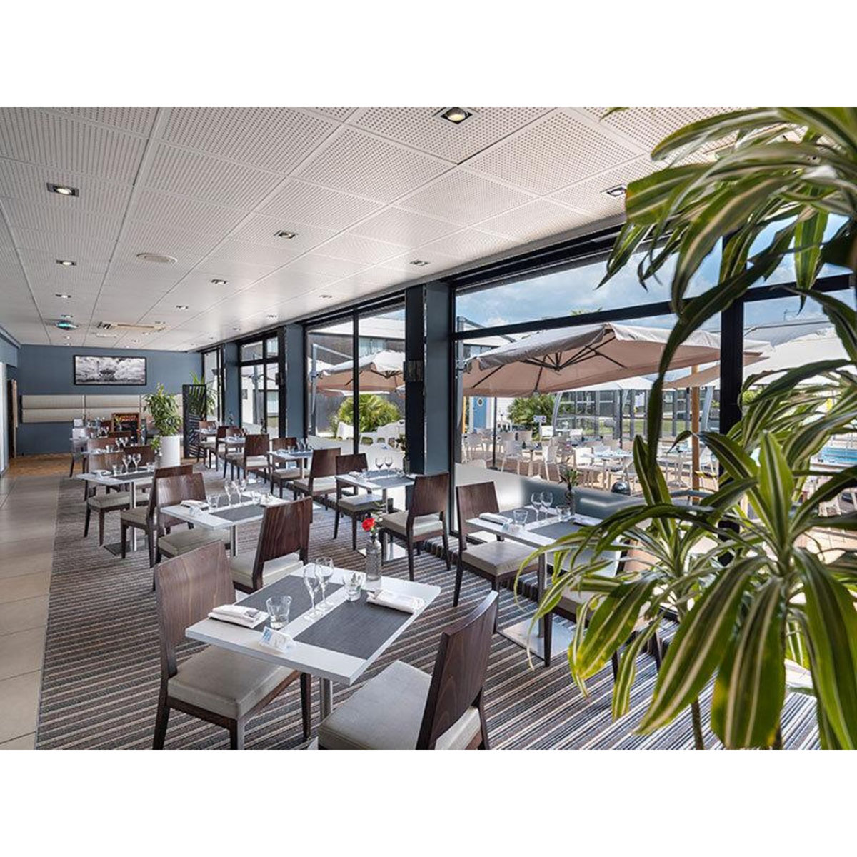 Smartbox 3 jours aux abords de Nantes avec dîner et espace détente en hôtel Novotel 4* - Coffret Cadeau Séjour