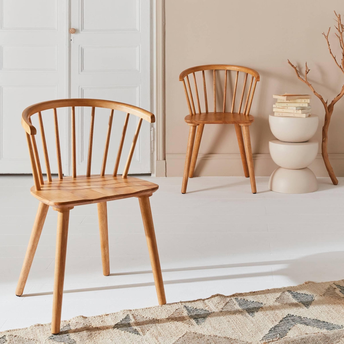 SWEEEK Lot de 2 chaises naturelles à barreaux en bois et contreplaqué. Paula. L 51 x P 53 x H 75cm
