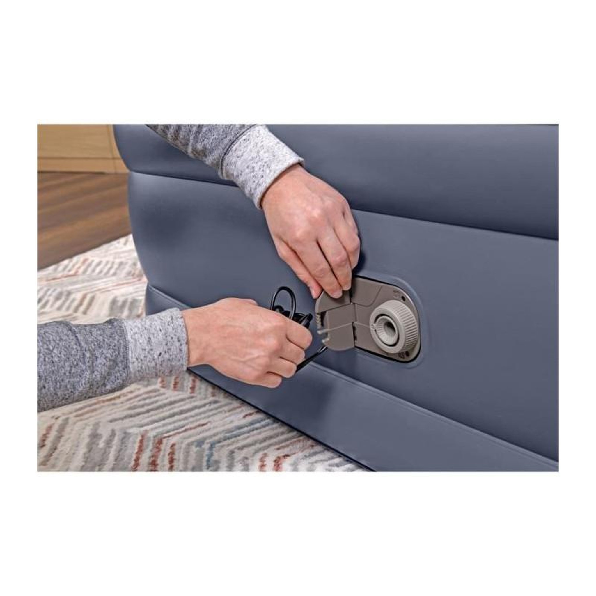 Voir la diapositive 5 : BESTWAY Lit gonflable - BESTWAY - 6713I - Tritech™ - 2 places, 203 x 152 x 51 cm, pompe électrique intégrée, cadre de lit