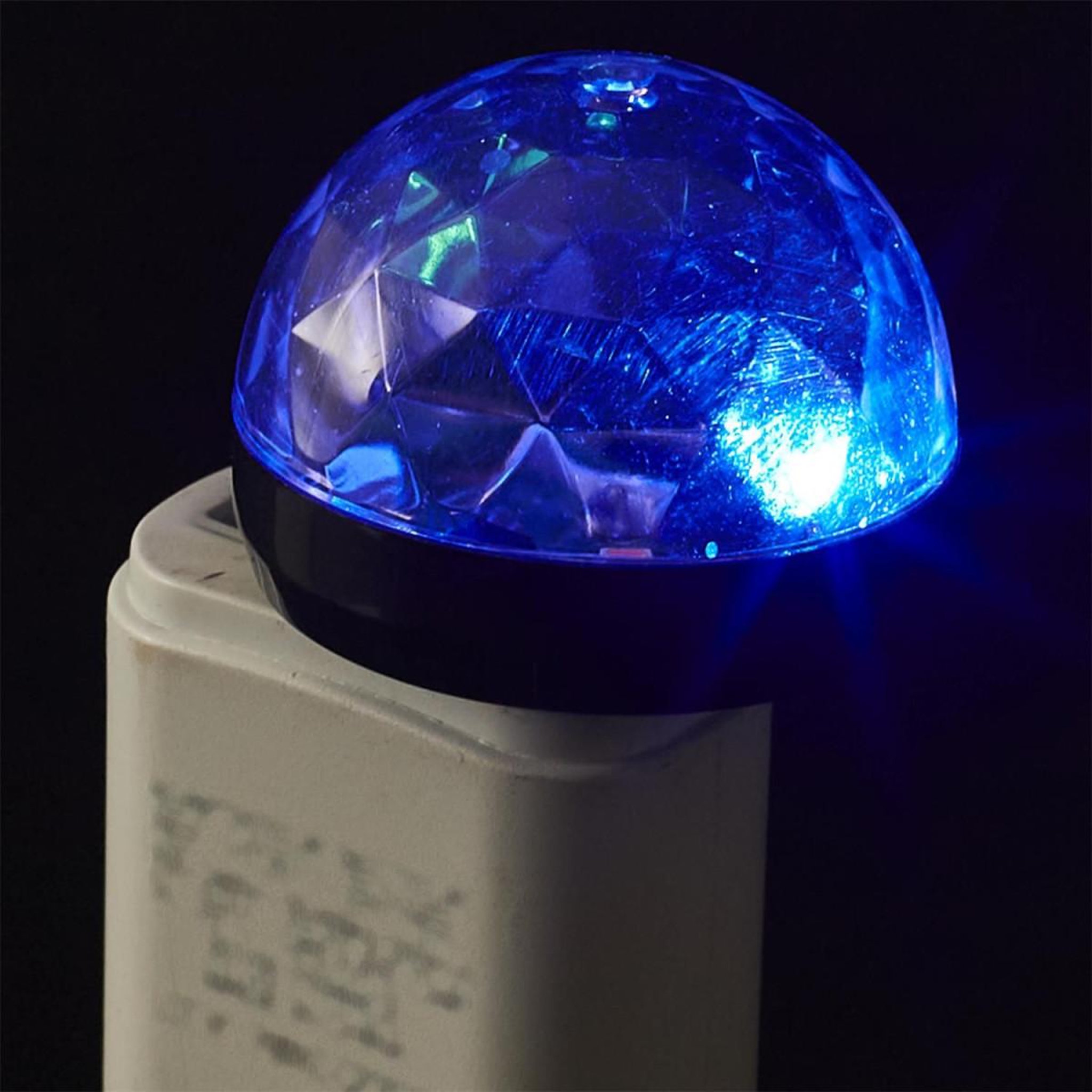 Voir la diapositive 6 : PARTY TIME Boule à Facettes Disco  USB  4cm Multicolore
