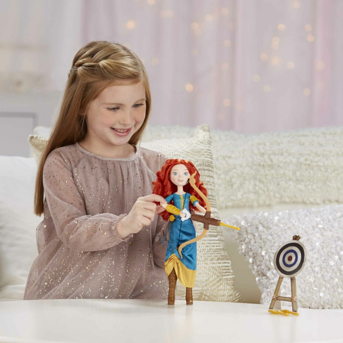 HASBRO Poupée Rebelle et son tir à l'arc