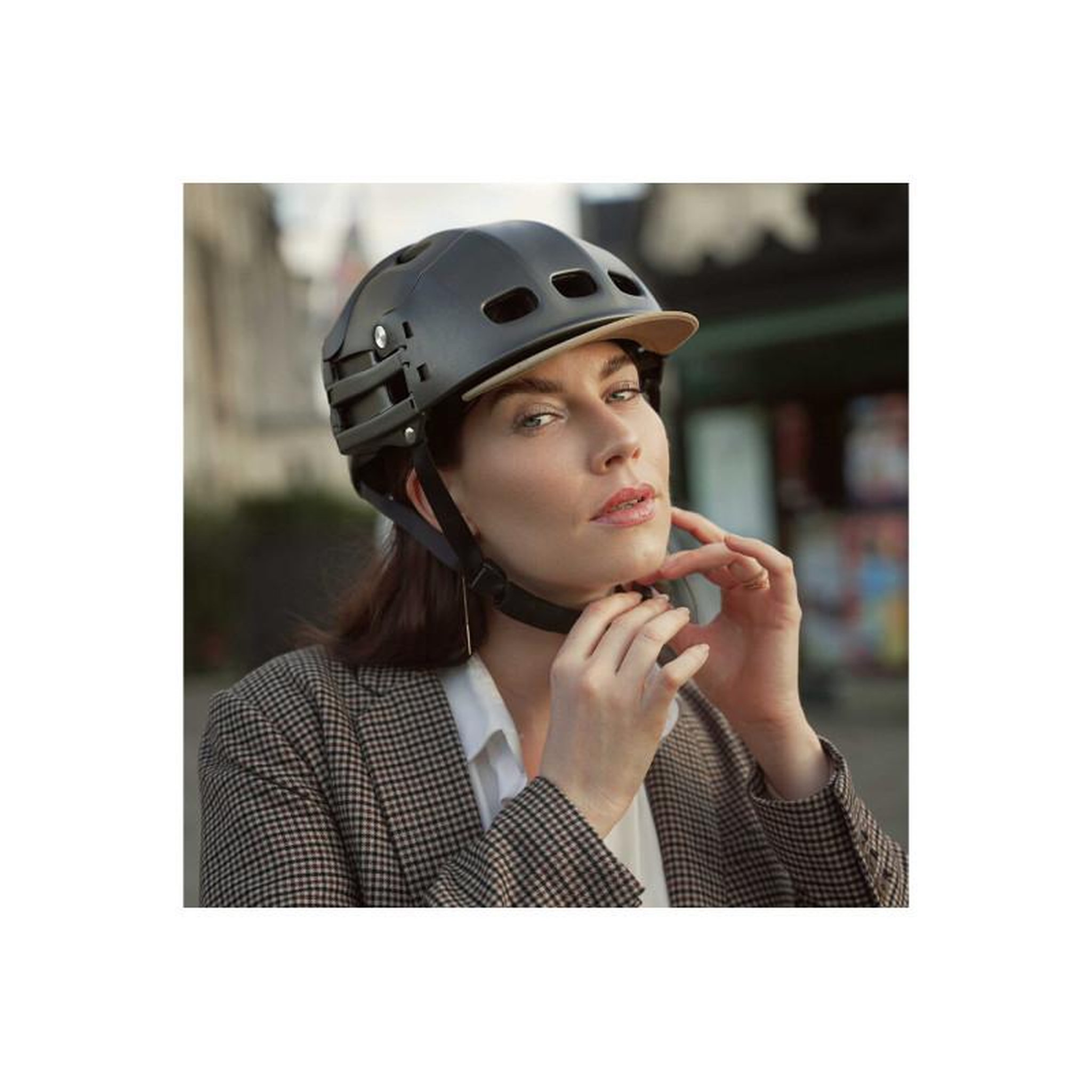 Voir la diapositive 3 : Overade Casque vélo Overade PLIXI TITANIUM GREY S M