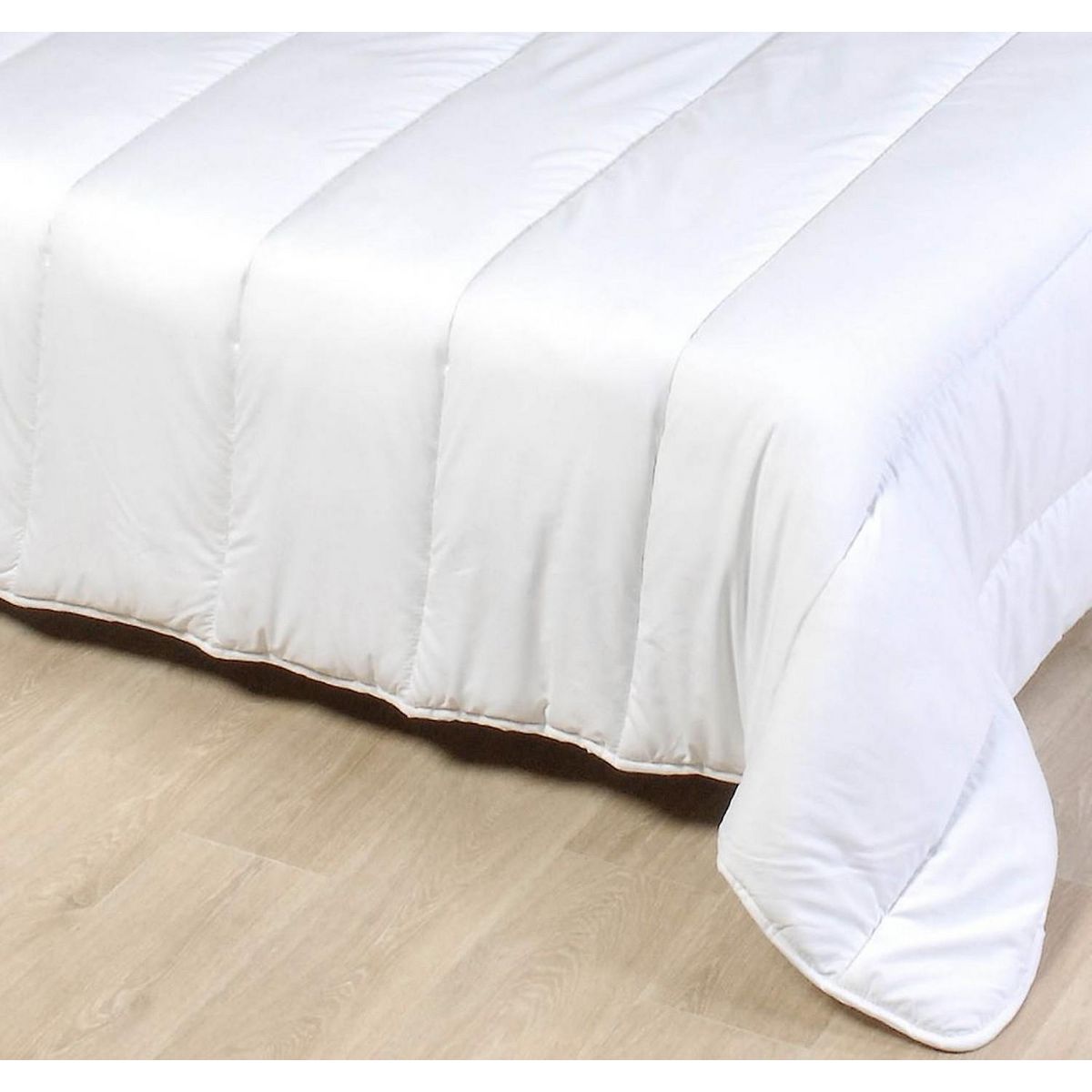 Home collection Couette blanche 240x220cm 350gr fab fr