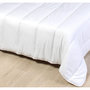 Voir la diapositive 2 : Home collection Couette blanche 240x220cm 350gr fab fr