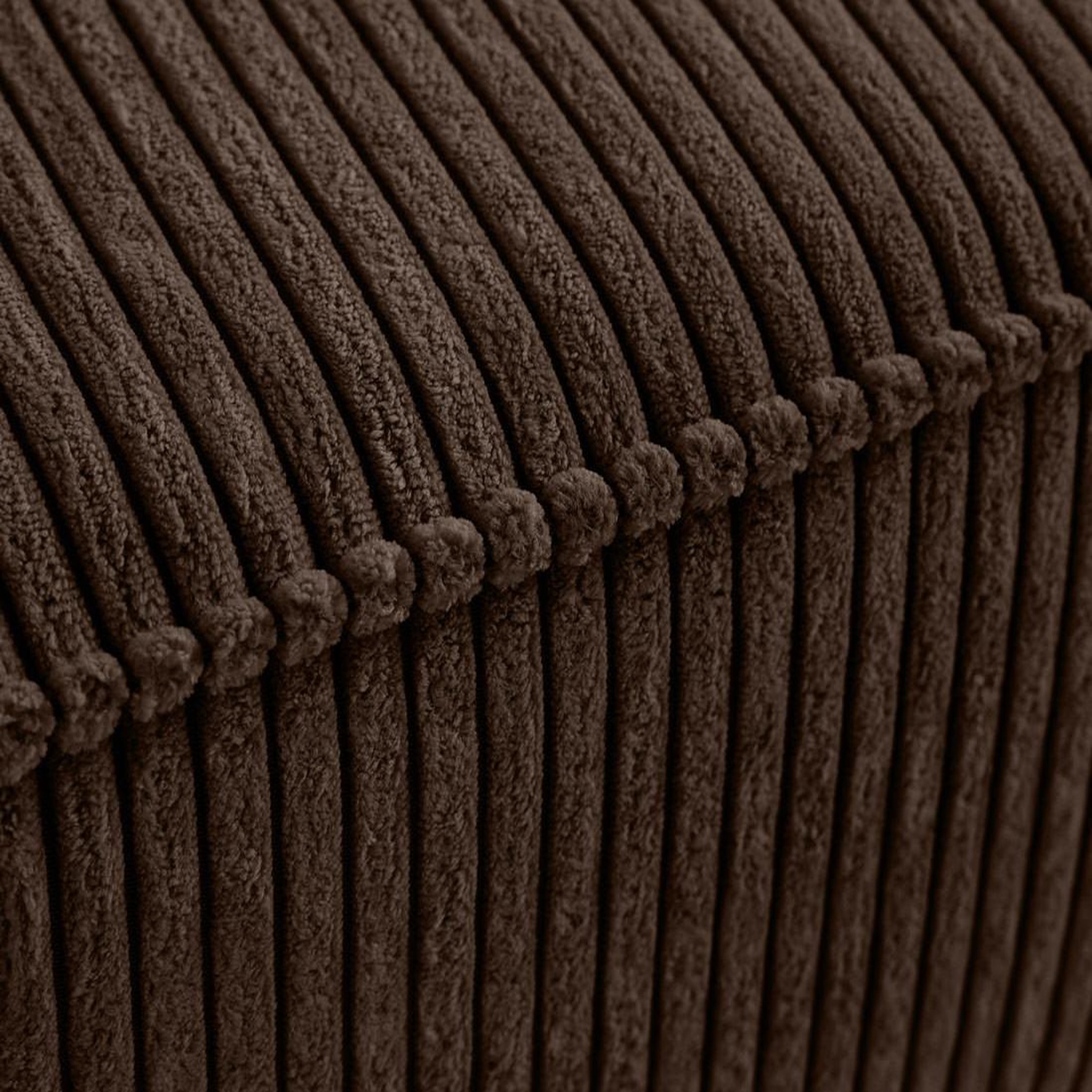 Voir la diapositive 5 : BEST MOBILIER Charlie - pouf - pieds hauts - en velours côtelé