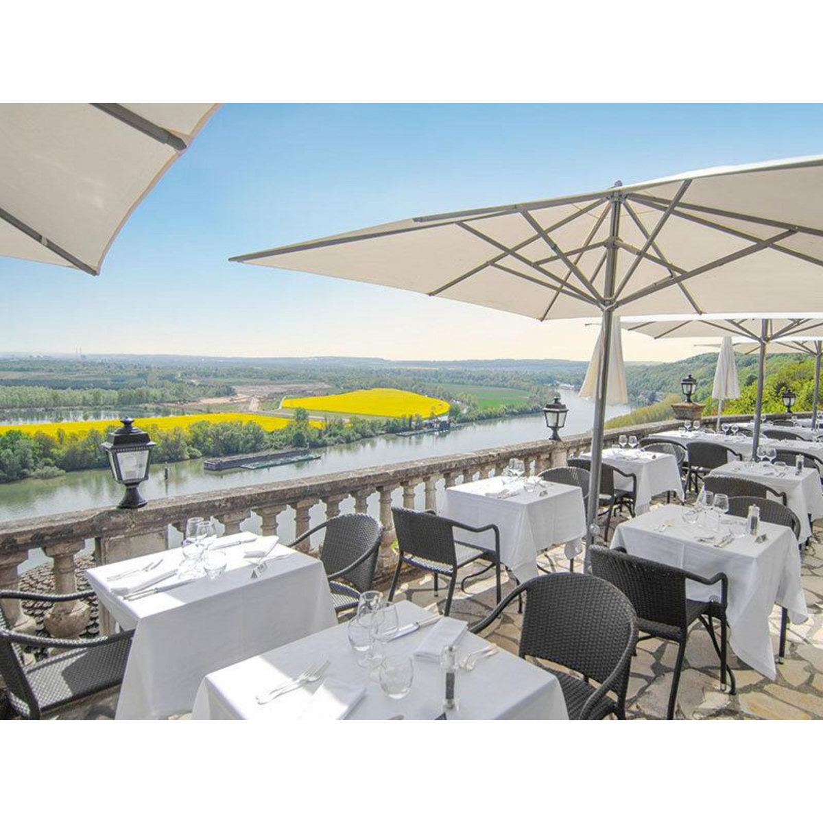 Smartbox 2 jours en hôtel 4* avec dîner Menu 3 Plats à 1h de Paris - Coffret Cadeau Séjour