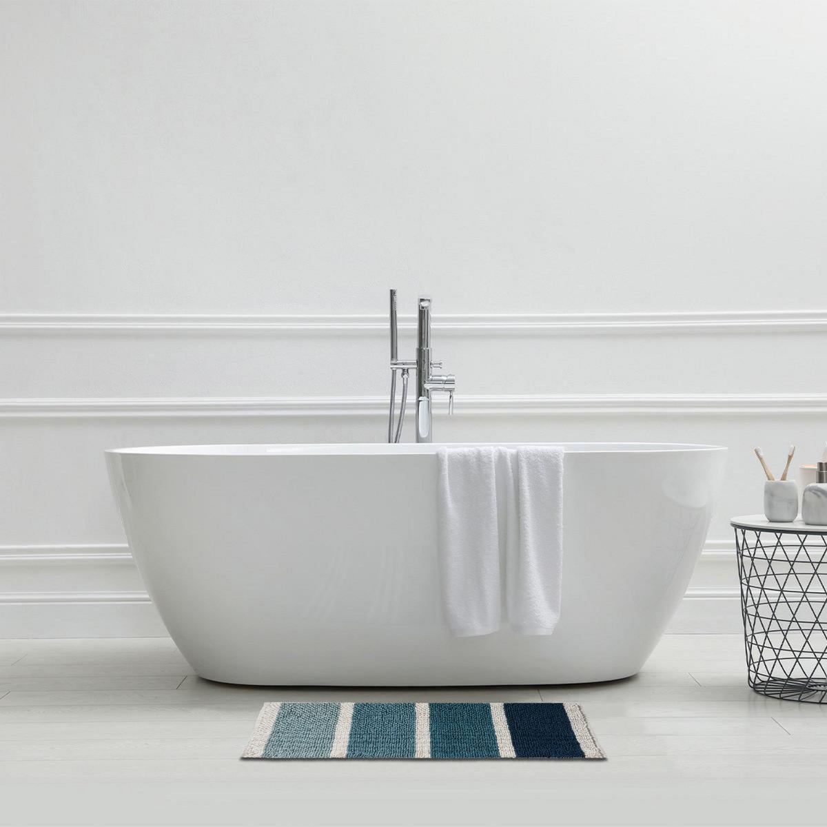 GUY LEVASSEUR Tapis de bain déco à rayures en polycoton