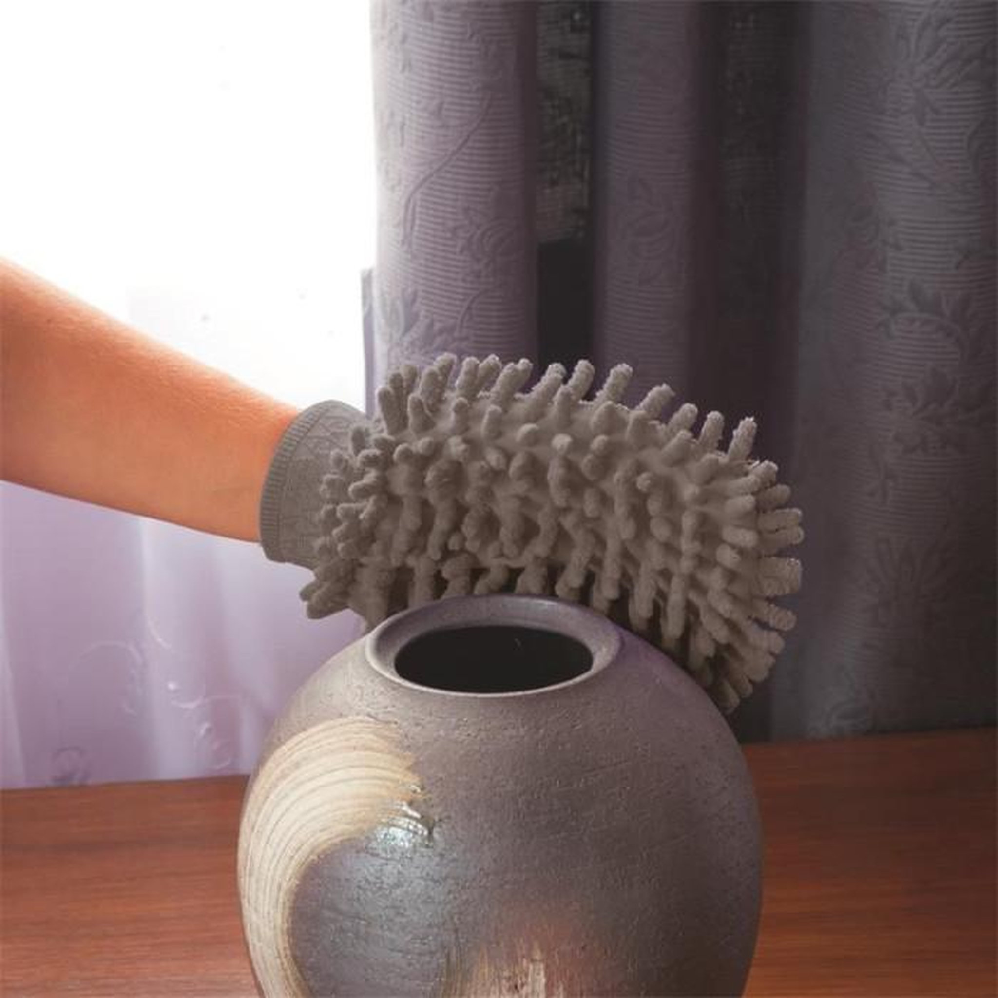 Voir la diapositive 2 : Paris Prix Gant Microfibre  Chenille  25cm Gris