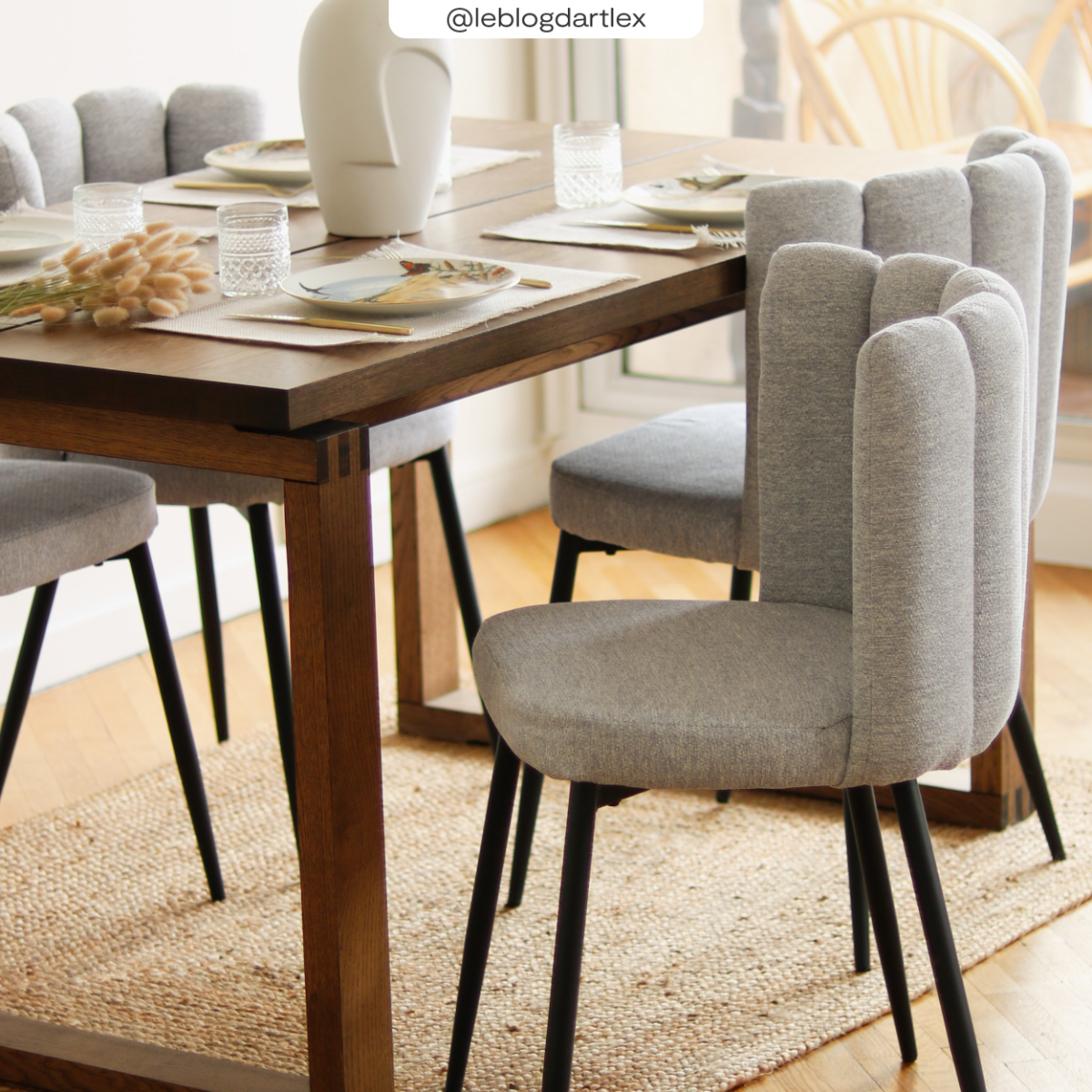 Rendez vous déco Lot de 2 chaises en tissu gris et pieds en métal noir - Rosy