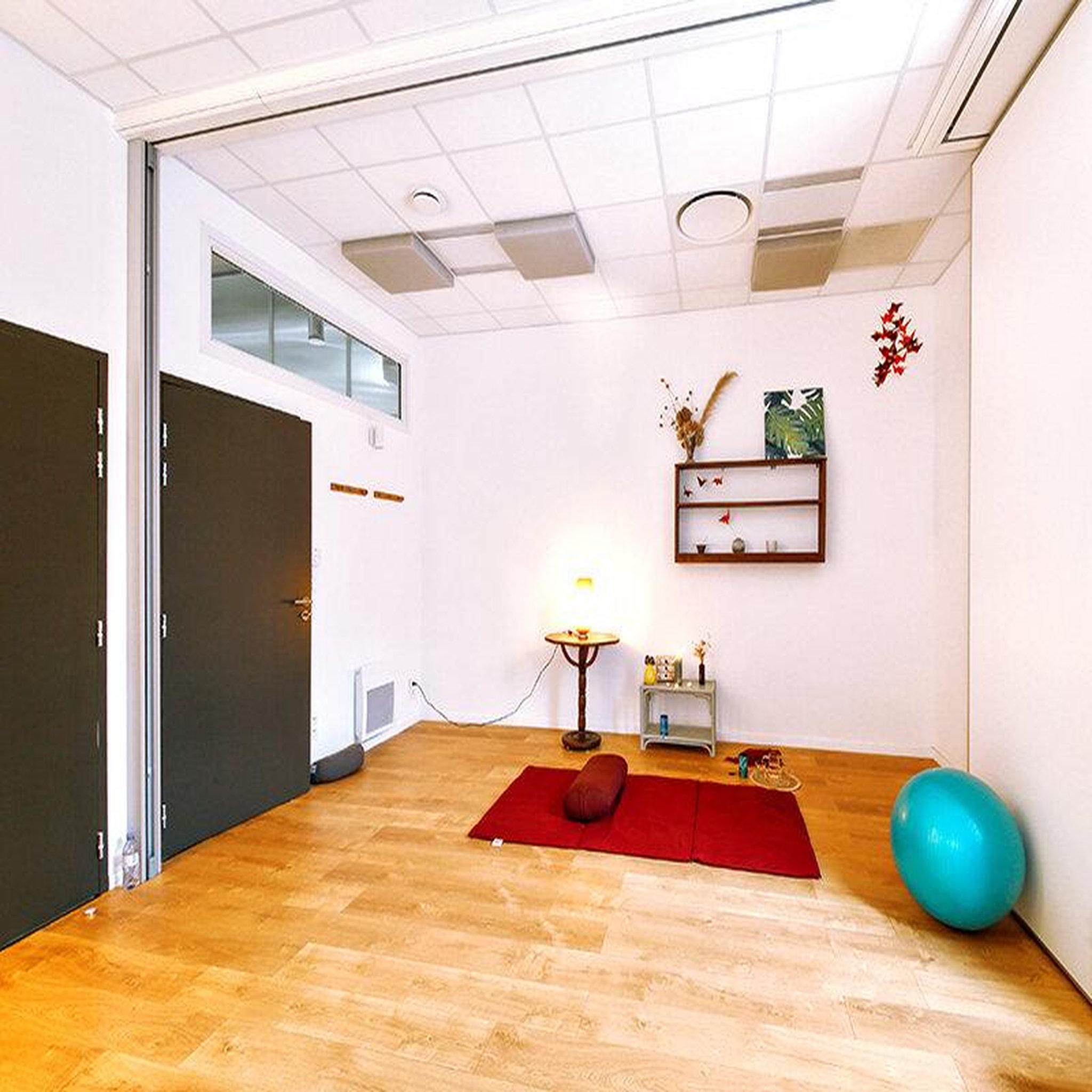 Voir la diapositive 4 : Smartbox 3h de détente pour future maman avec yoga, méditation et massage rebozo - coffret cadeau bien-être
