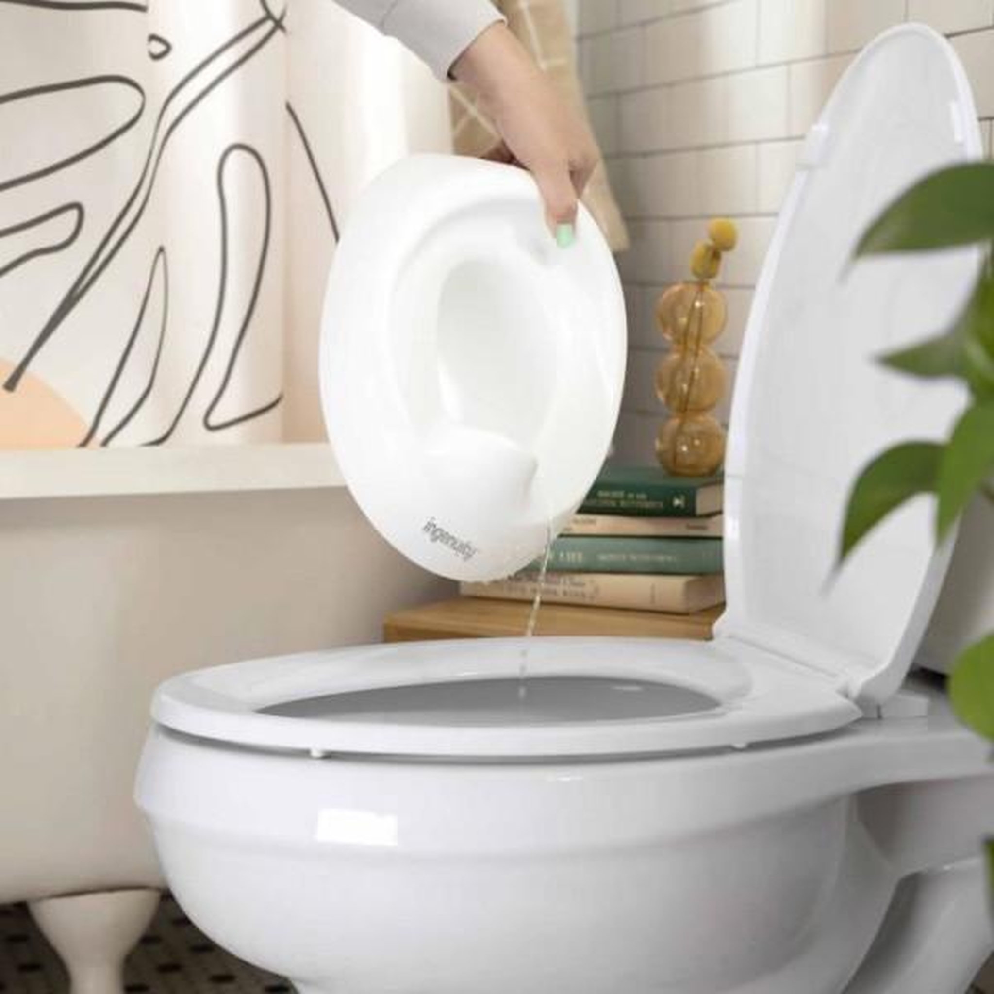 Voir la diapositive 5 : MARKET24 INGENUITY Pot d'apprentissage avec cuvette amovible, Antidérapant, Assise ergonomique