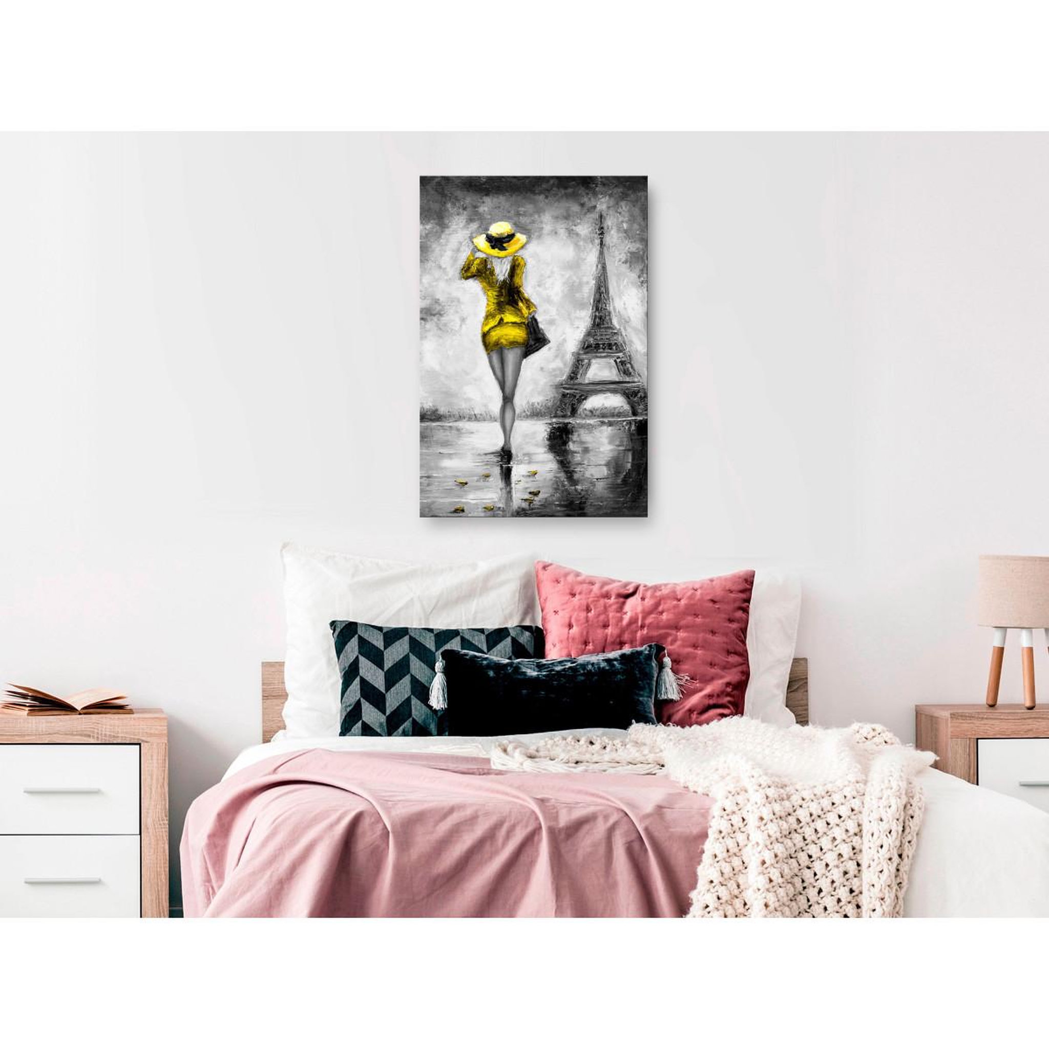Voir la diapositive 2 : Paris Prix Tableau imprimé  parisian woman yellow
