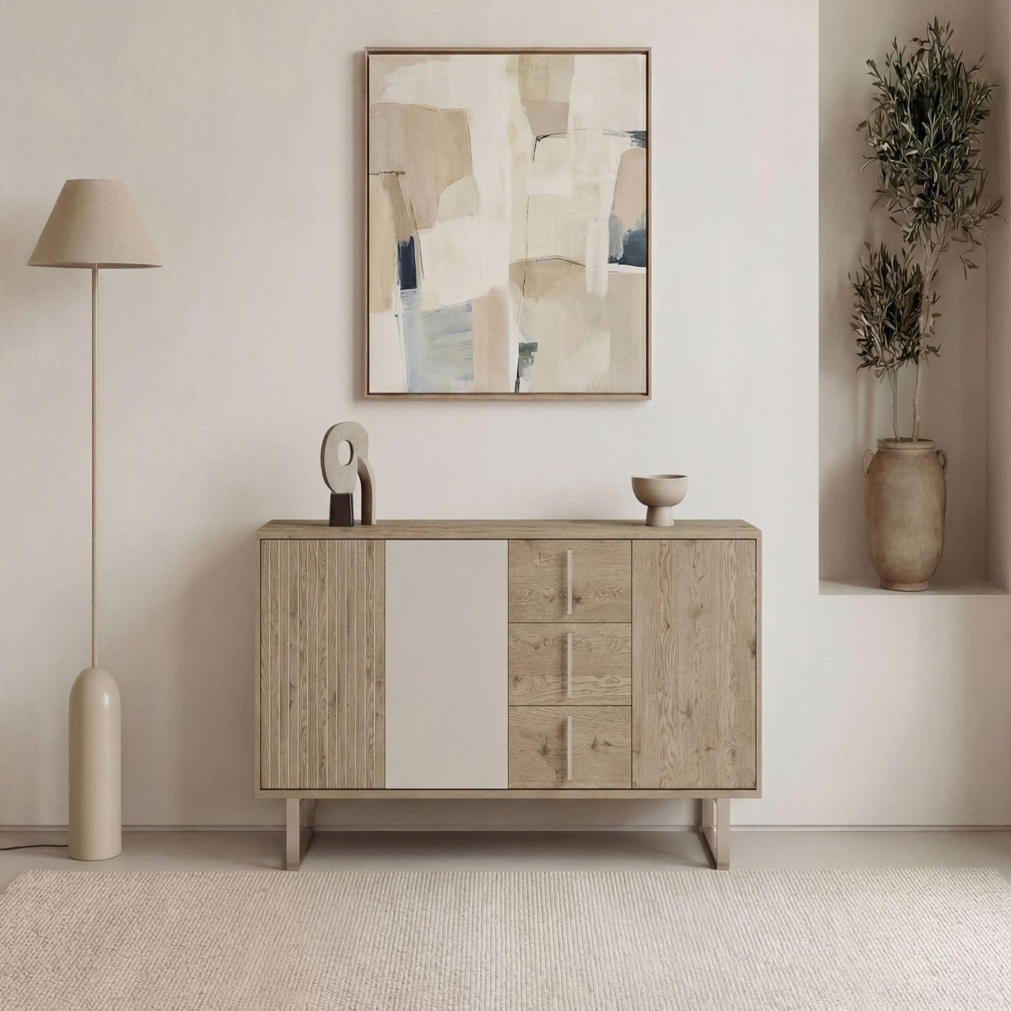 Voir la diapositive 2 : CASANOVA PARIS Minela - buffet 3 portes 180cm en mélamine - chêne clair