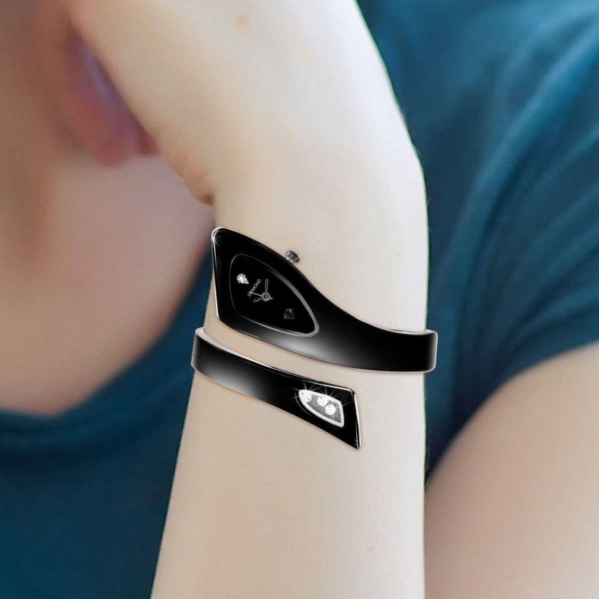 SC CRYSTAL Montre Lyana SC Crystal ornée d'un diamant