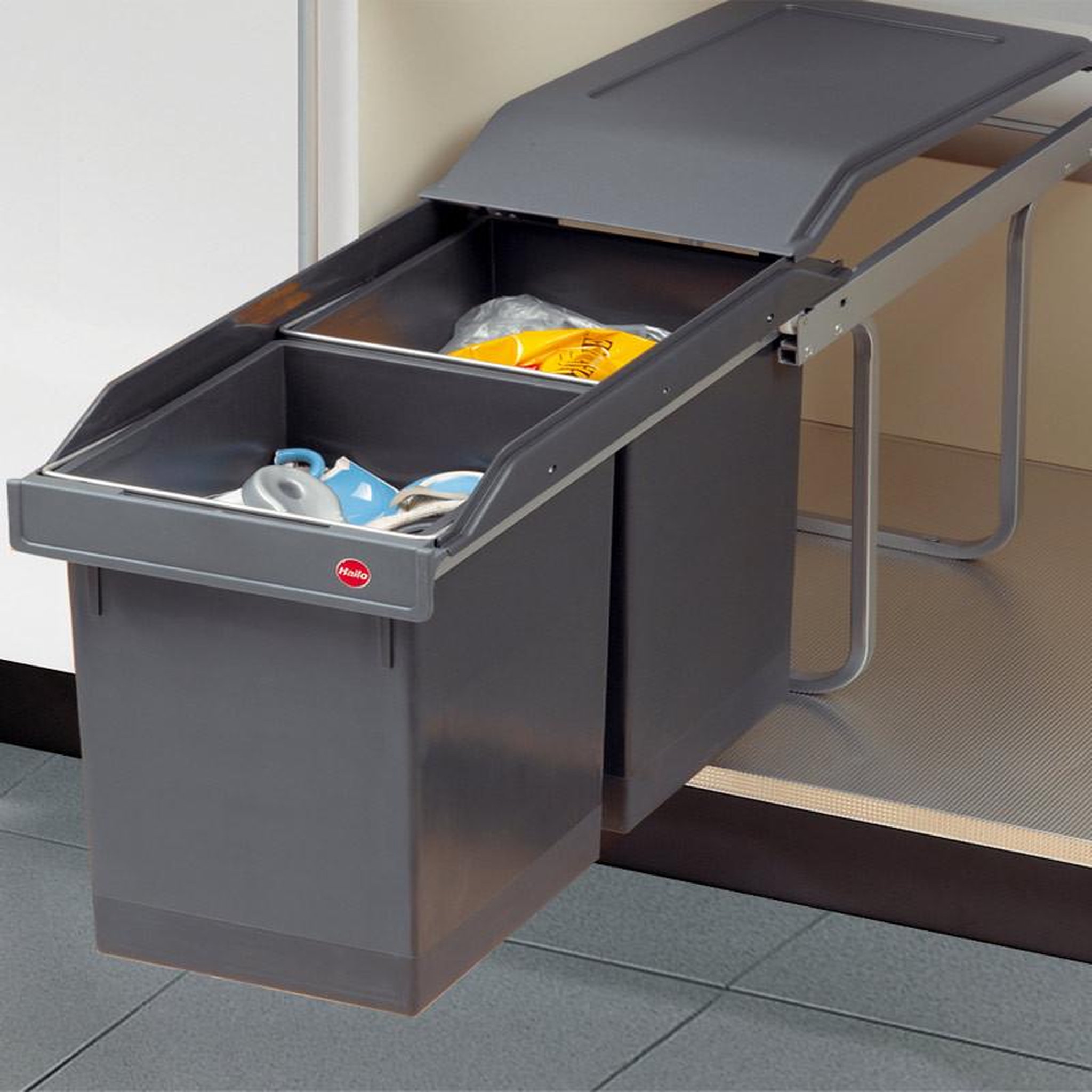 Voir la diapositive 2 : HAILO Poubelle de cuisine tri sélectif 2 bacs encastrable sous évier 30l (15+15) hailo tandem