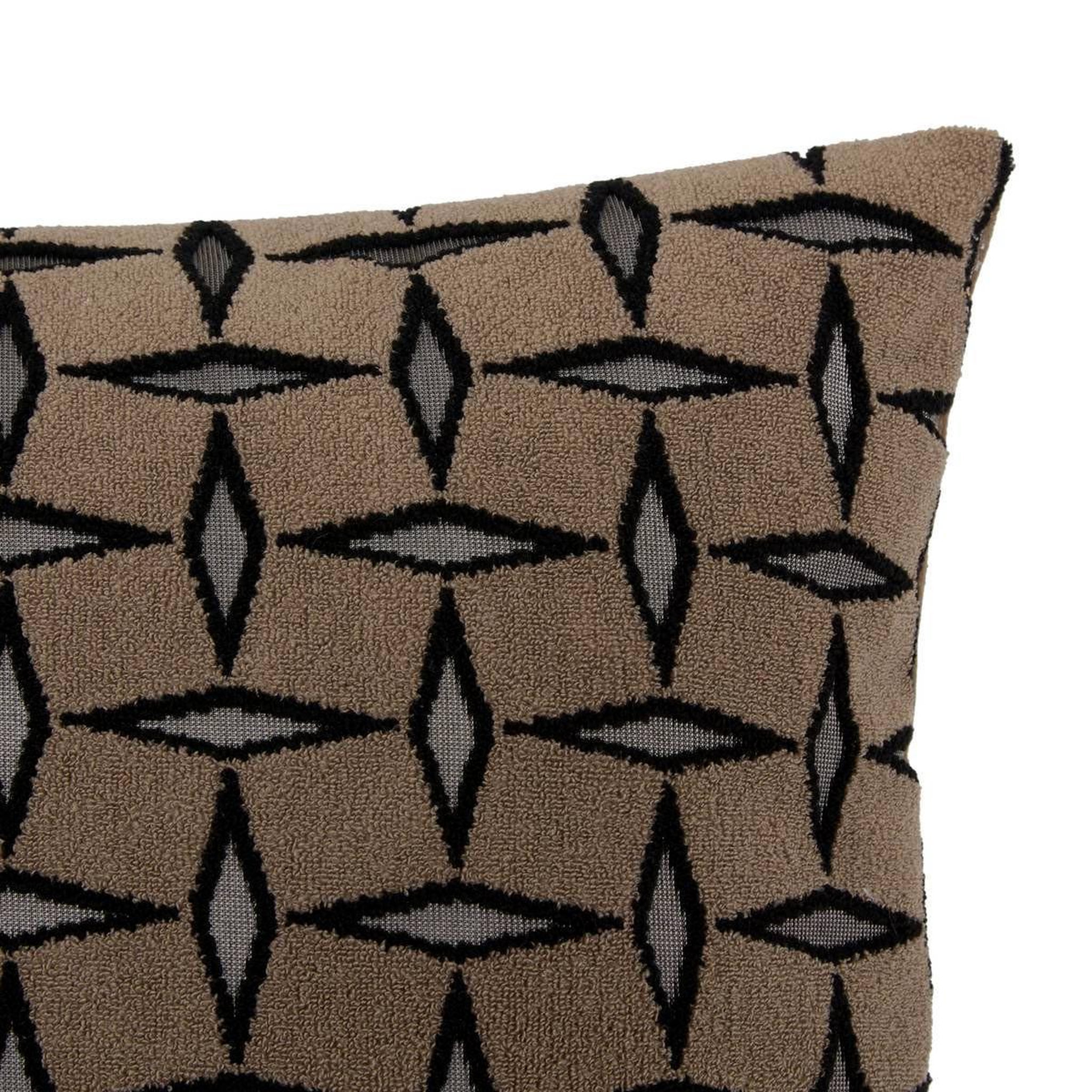 Voir la diapositive 2 : ATMOSPHERA Coussin déco jacquard  diamant  30x50cm marron