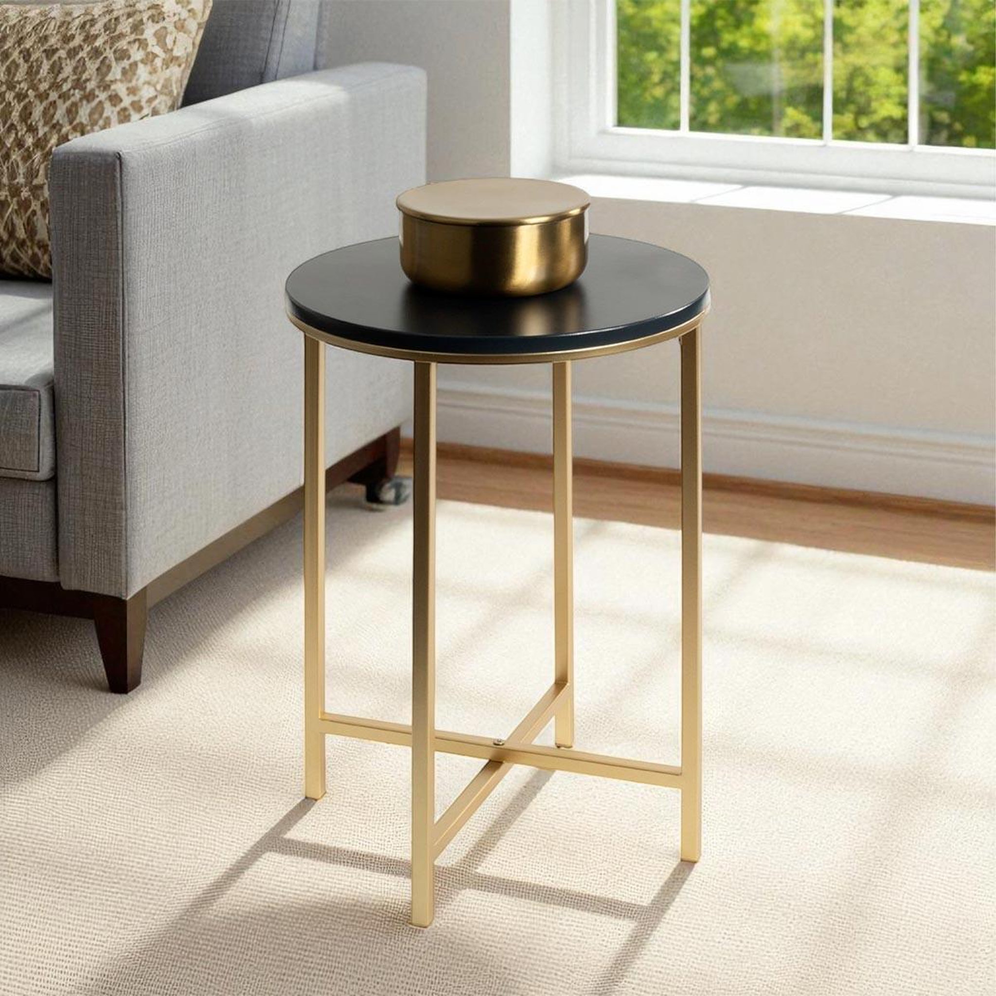 Voir la diapositive 3 : Paris Prix Table d'appoint ronde  alba  53cm noir & or
