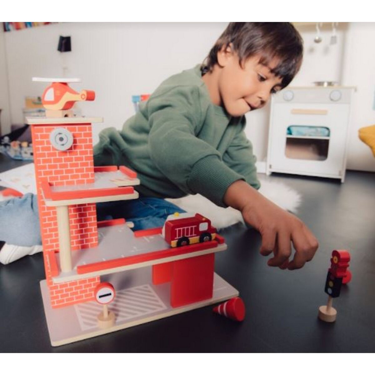 One Two Fun La caserne de pompiers en bois