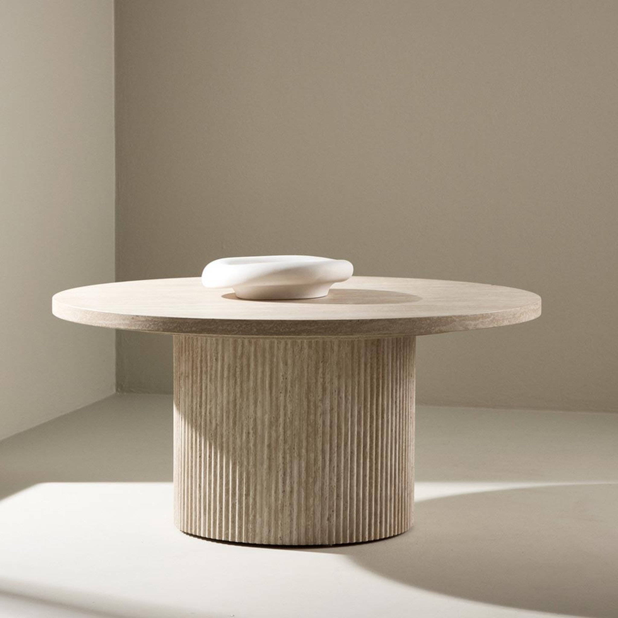 Voir la diapositive 2 : Paris Prix Table basse effet travertin  haron  80cm beige