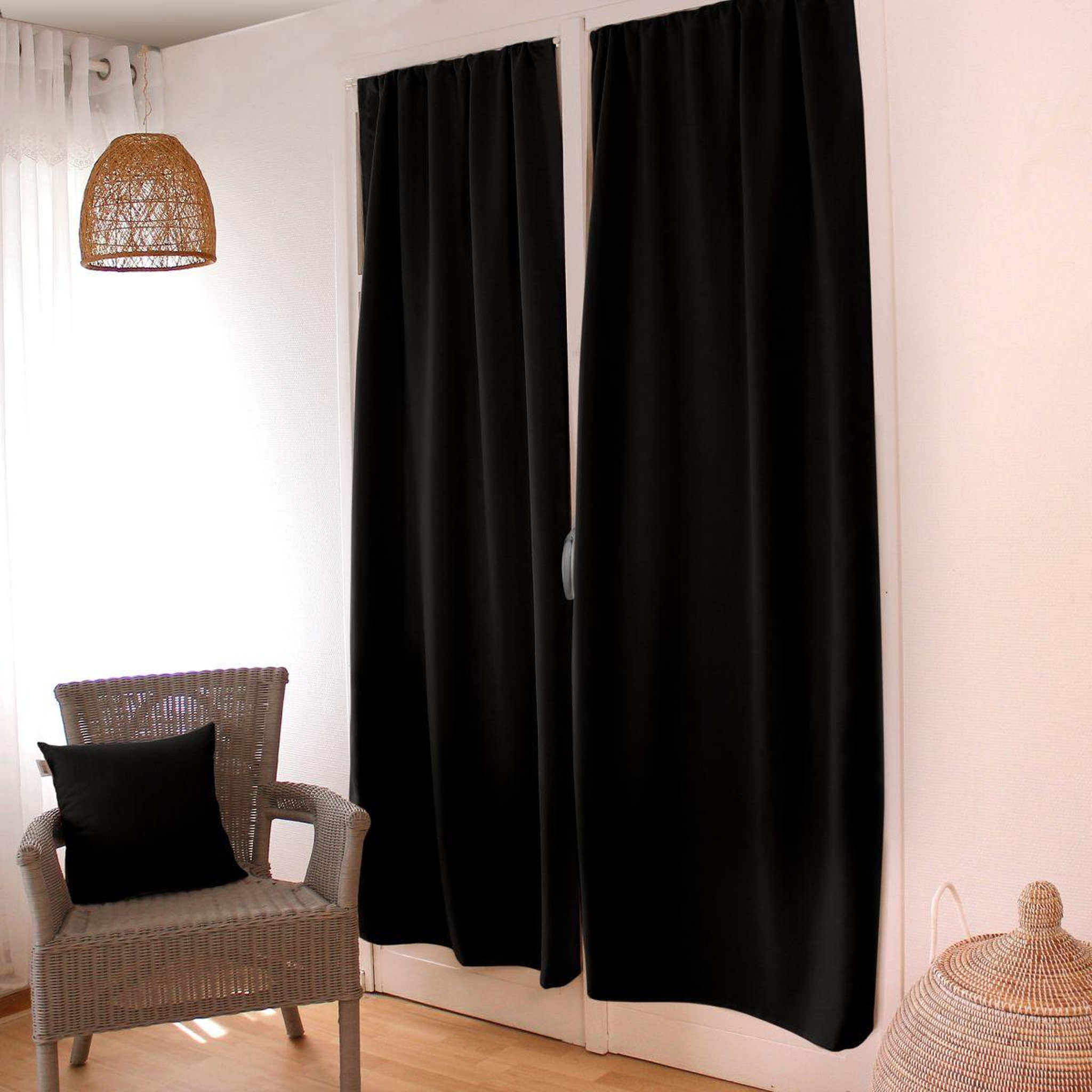 Voir la diapositive 4 : ENJOY HOME Rideau de porte occultant  reglisse  90x210cm noir