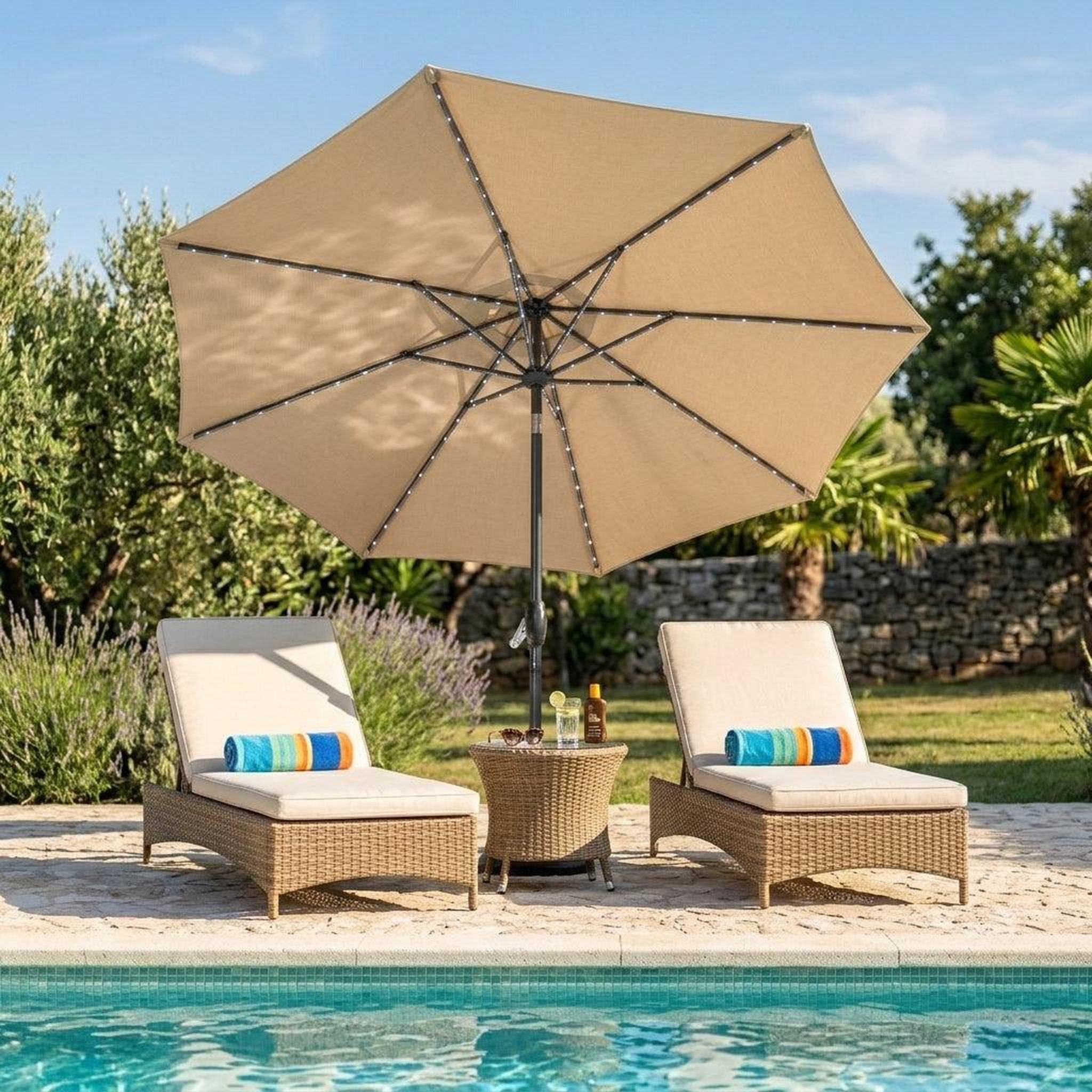 Voir la diapositive 4 : Monster Parasol Inclinable à LED 2,7 m & Socle en Béton