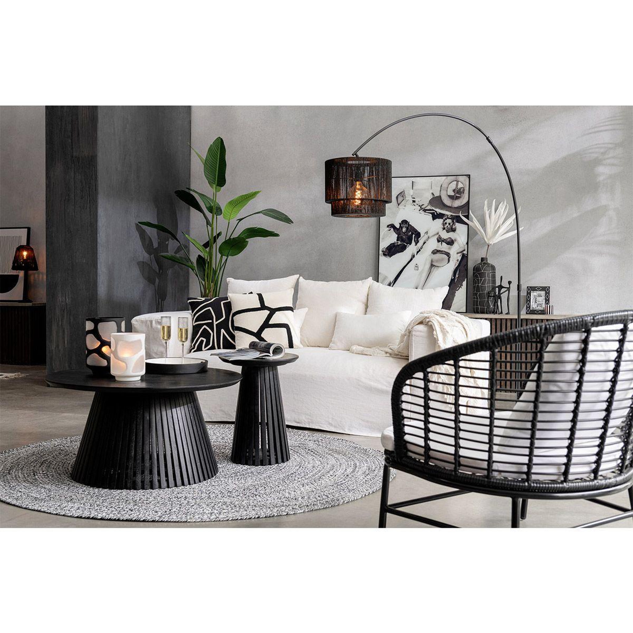 Voir la diapositive 6 : J-LINE Table basse design en bois  vincent  90cm noir