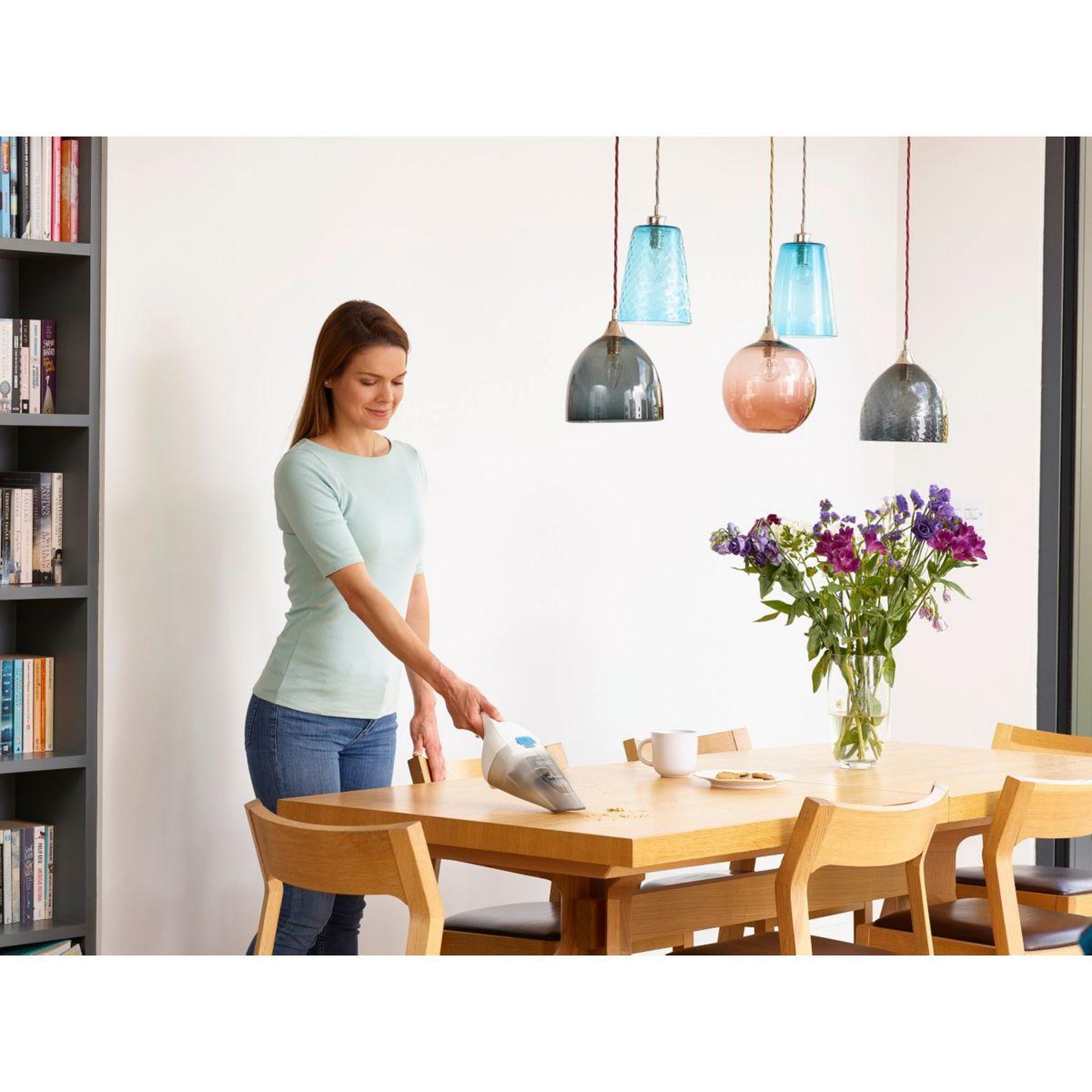 Voir la diapositive 5 : Black et Decker Aspirateur main NVC115JL DUSBUSTER