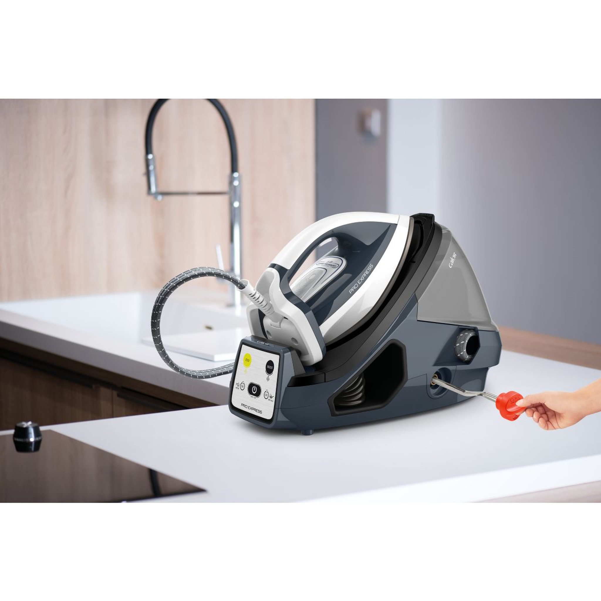 Voir la diapositive 3 : CALOR Centrale vapeur GV7832C0 PRO EXPRESS 4