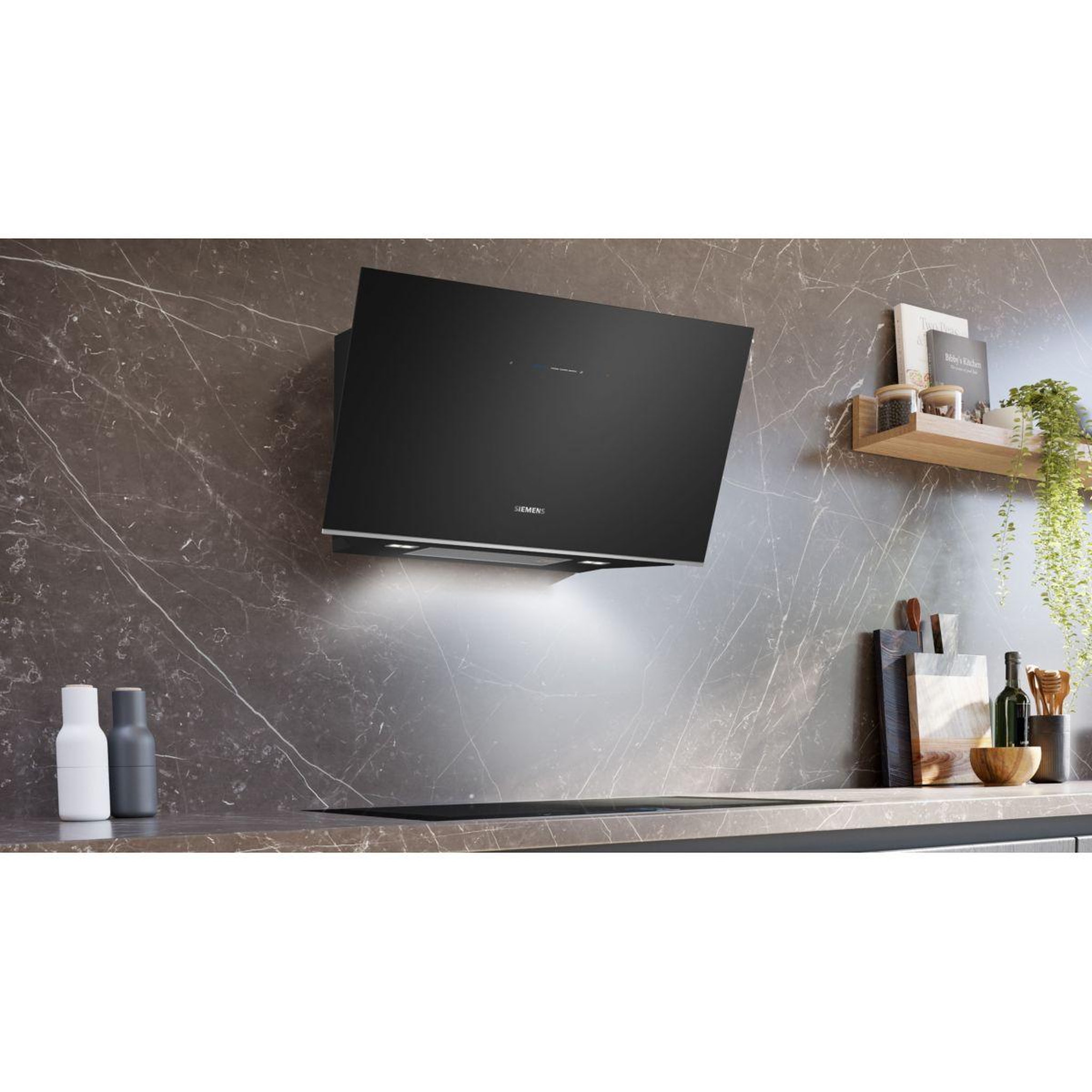 Voir la diapositive 2 : Siemens Hotte décorative murale inclinée LC91KLT60