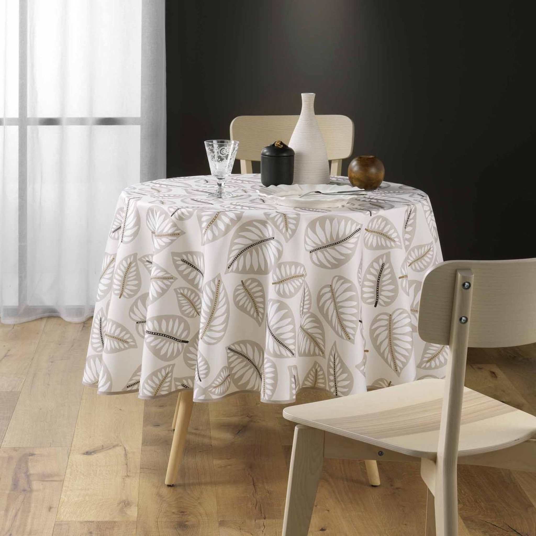 Voir la diapositive 3 : Douceur d'Intérieur Nappe antitache ronde imprimé  alma  180cm naturel