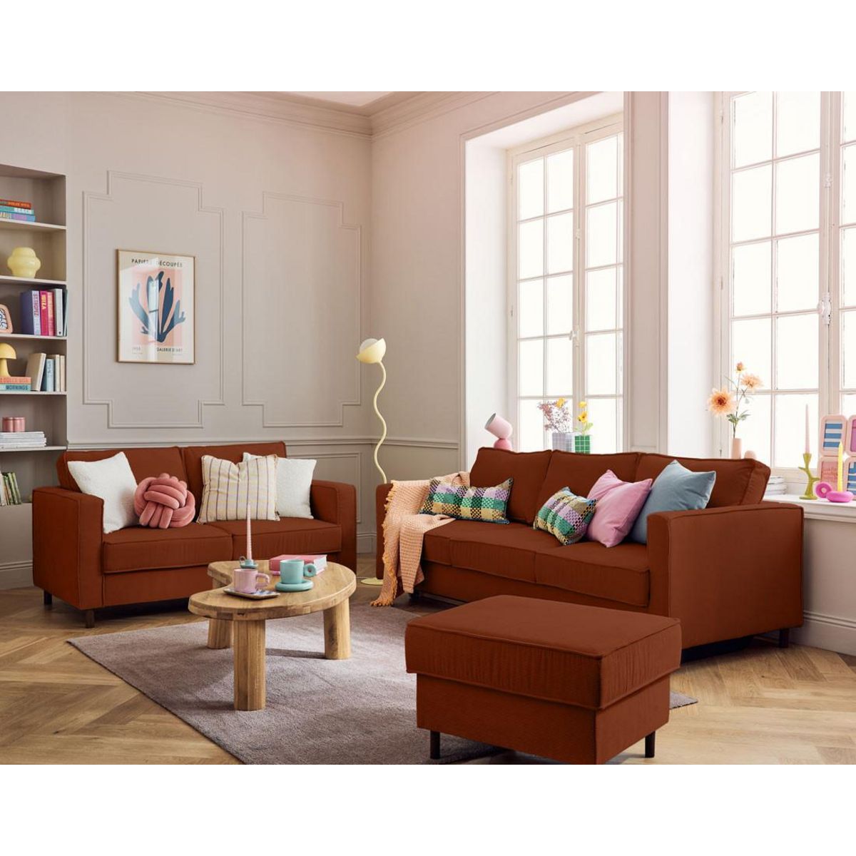 LISA DESIGN Jake - pouf en velours côtelé - pieds bois foncé